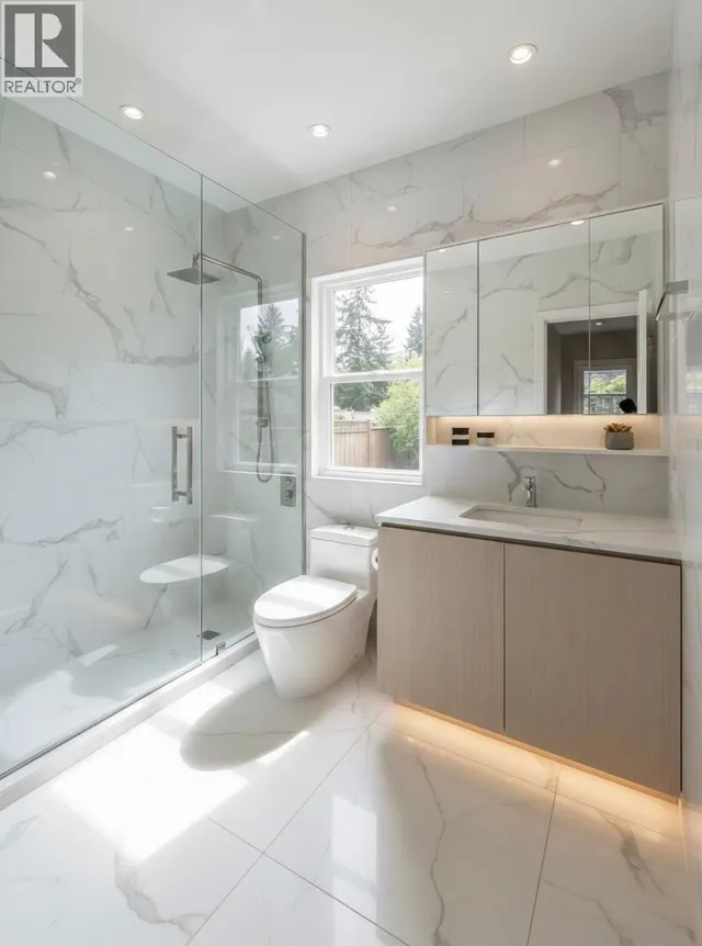 1 - 2240 39TH AVENUE, Vancouver 4