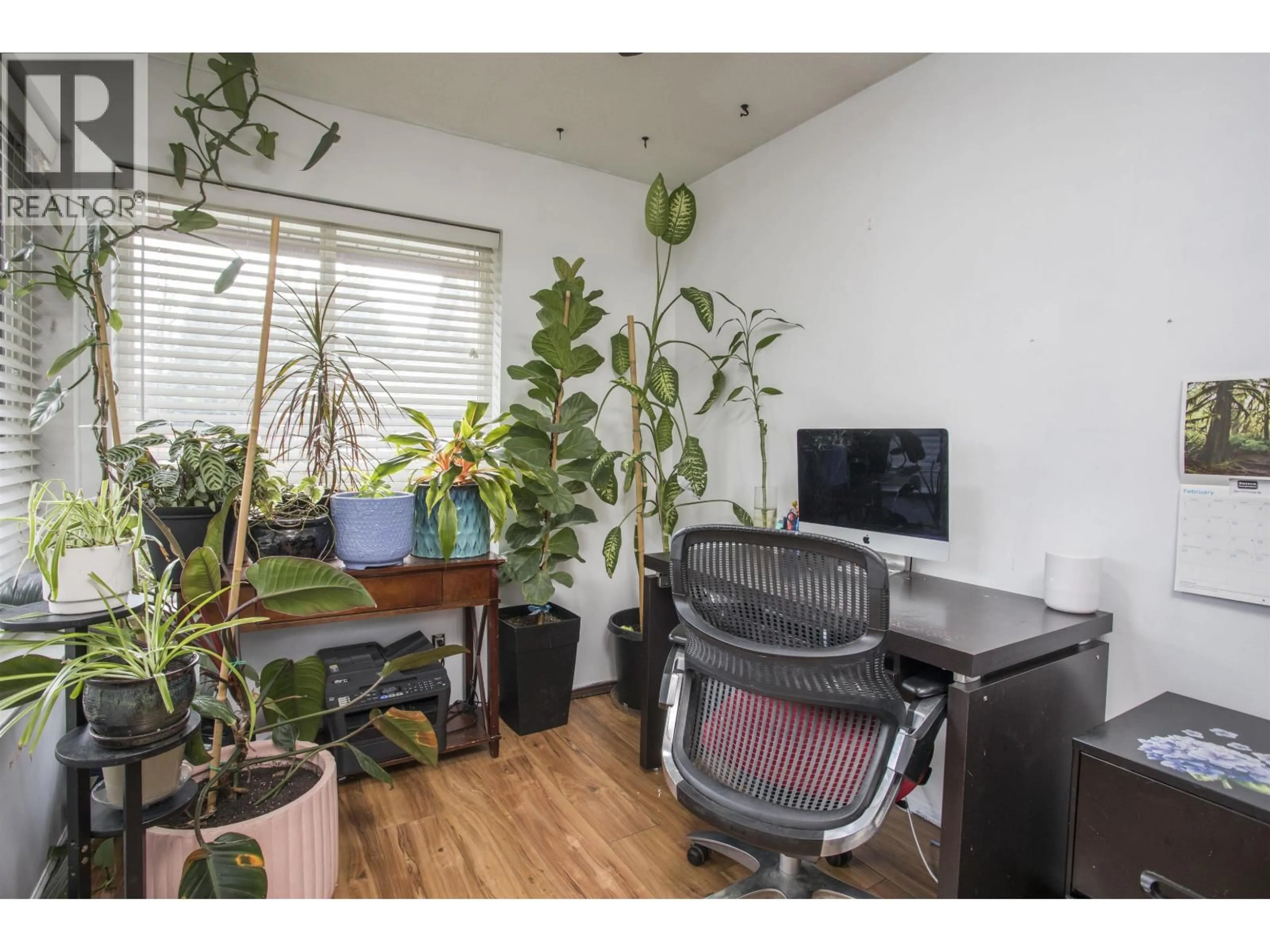 A pic of a room for 8 - 20985 CAMWOOD AVENUE, Maple Ridge British Columbia V2X2N9