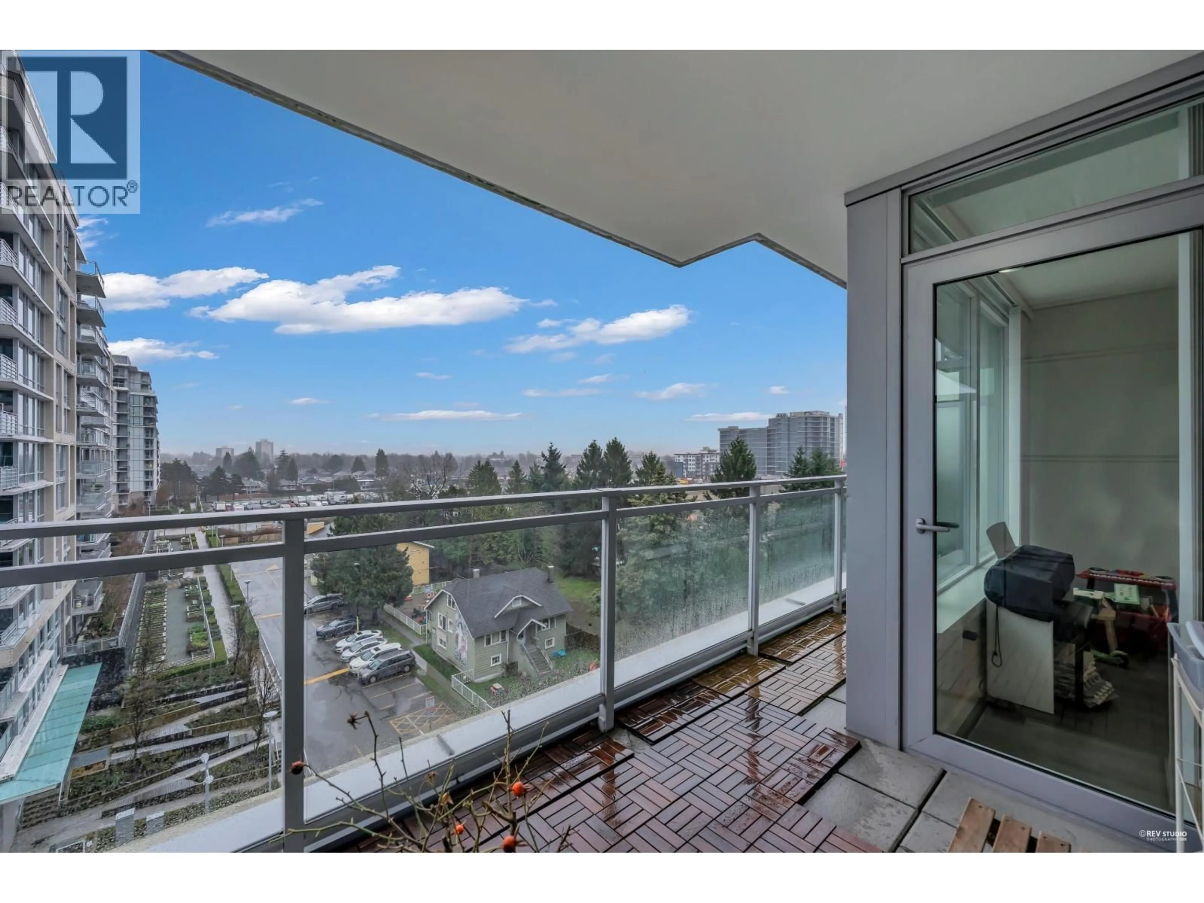 Balcony in the apartment, city buildings view from balcony for 808 - 3333 SEXSMITH ROAD, Richmond British Columbia V6X0R7