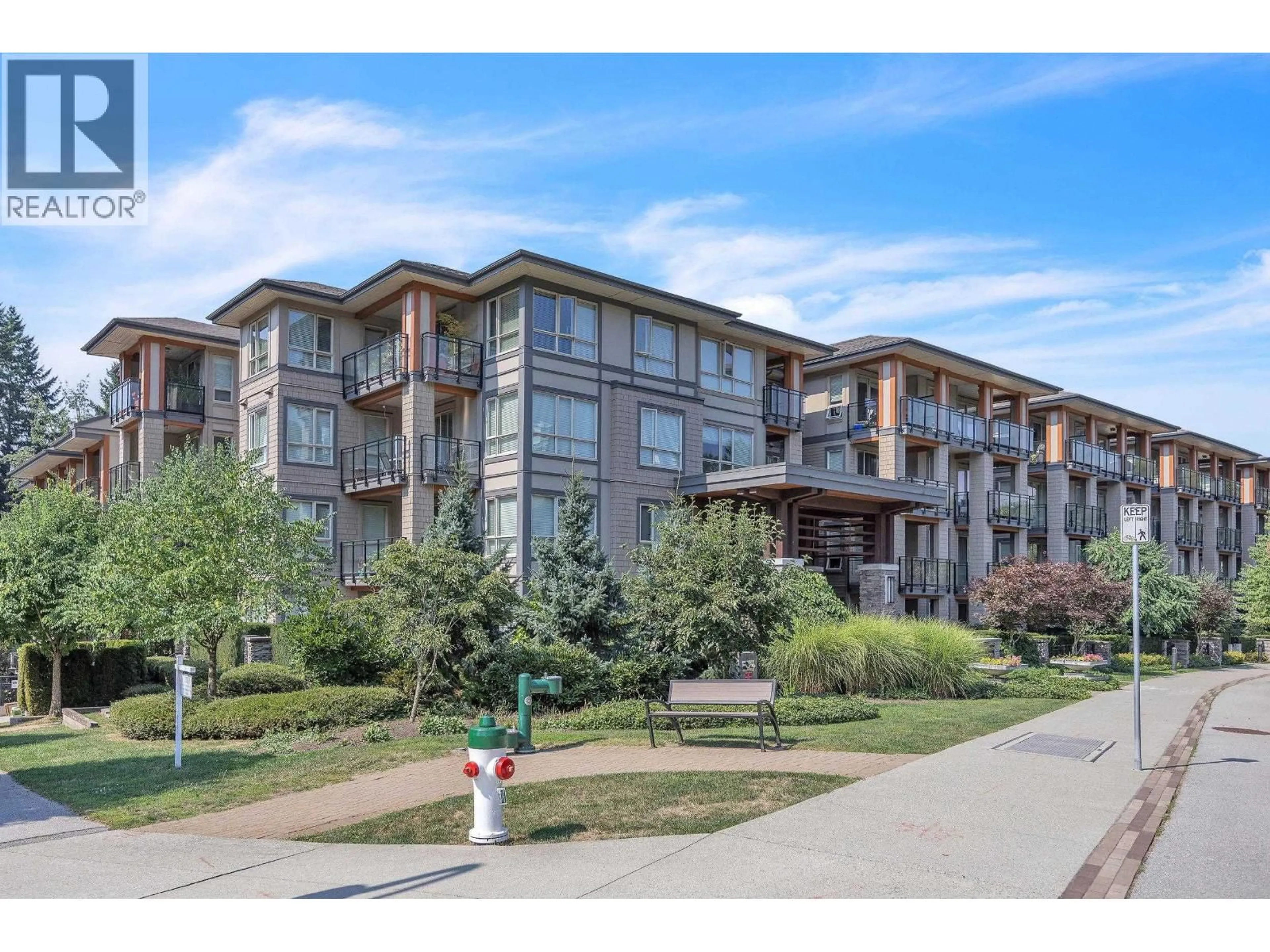 Blurry image for 306 - 3399 NOEL DRIVE, Burnaby British Columbia V3J0G8