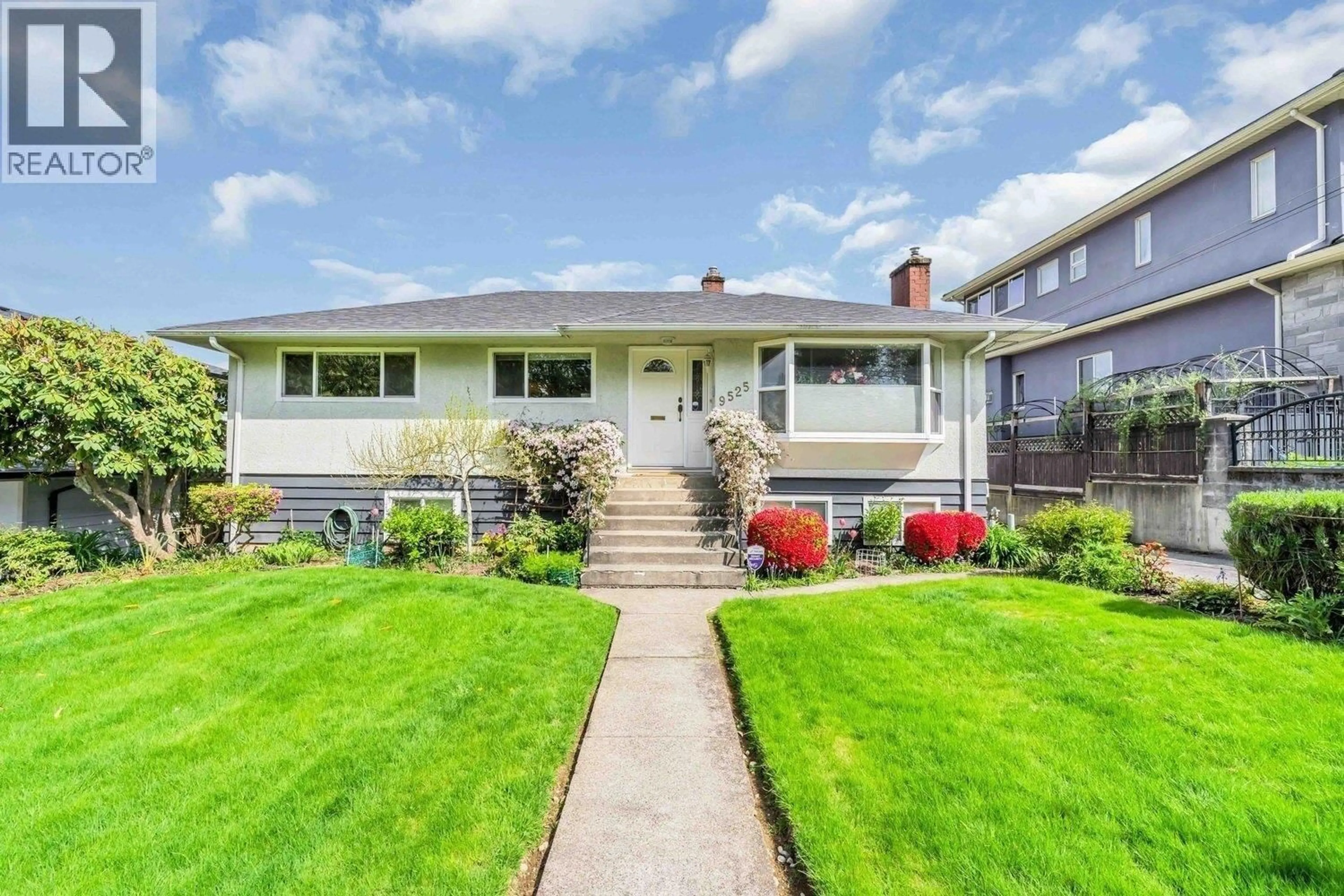 Home with vinyl exterior material, street for 9525 SULLIVAN STREET, Burnaby British Columbia V3J1H8