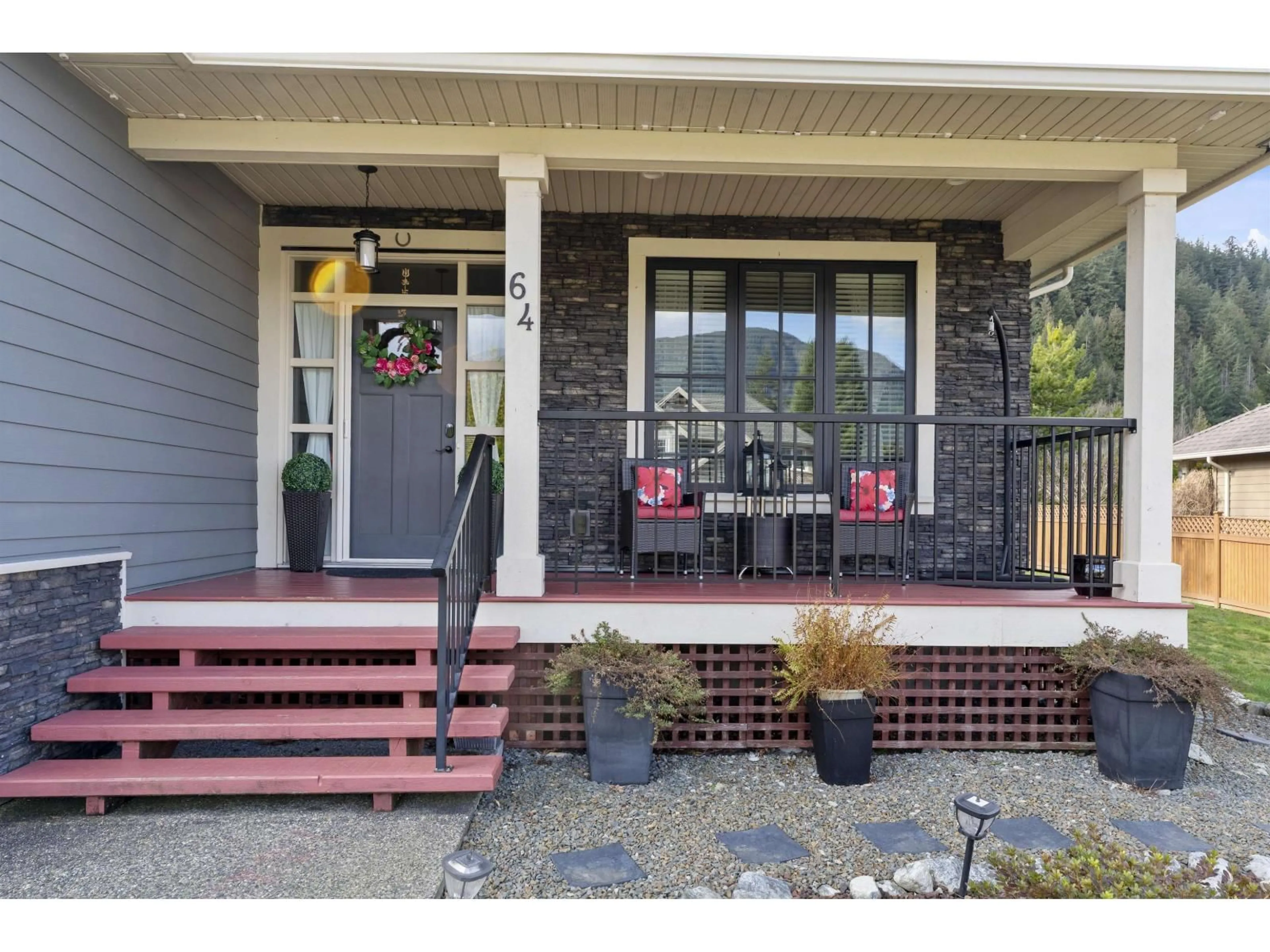 Indoor entryway for 64 - 14550 MORRIS VALLEY ROAD, Mission British Columbia V0M1A1