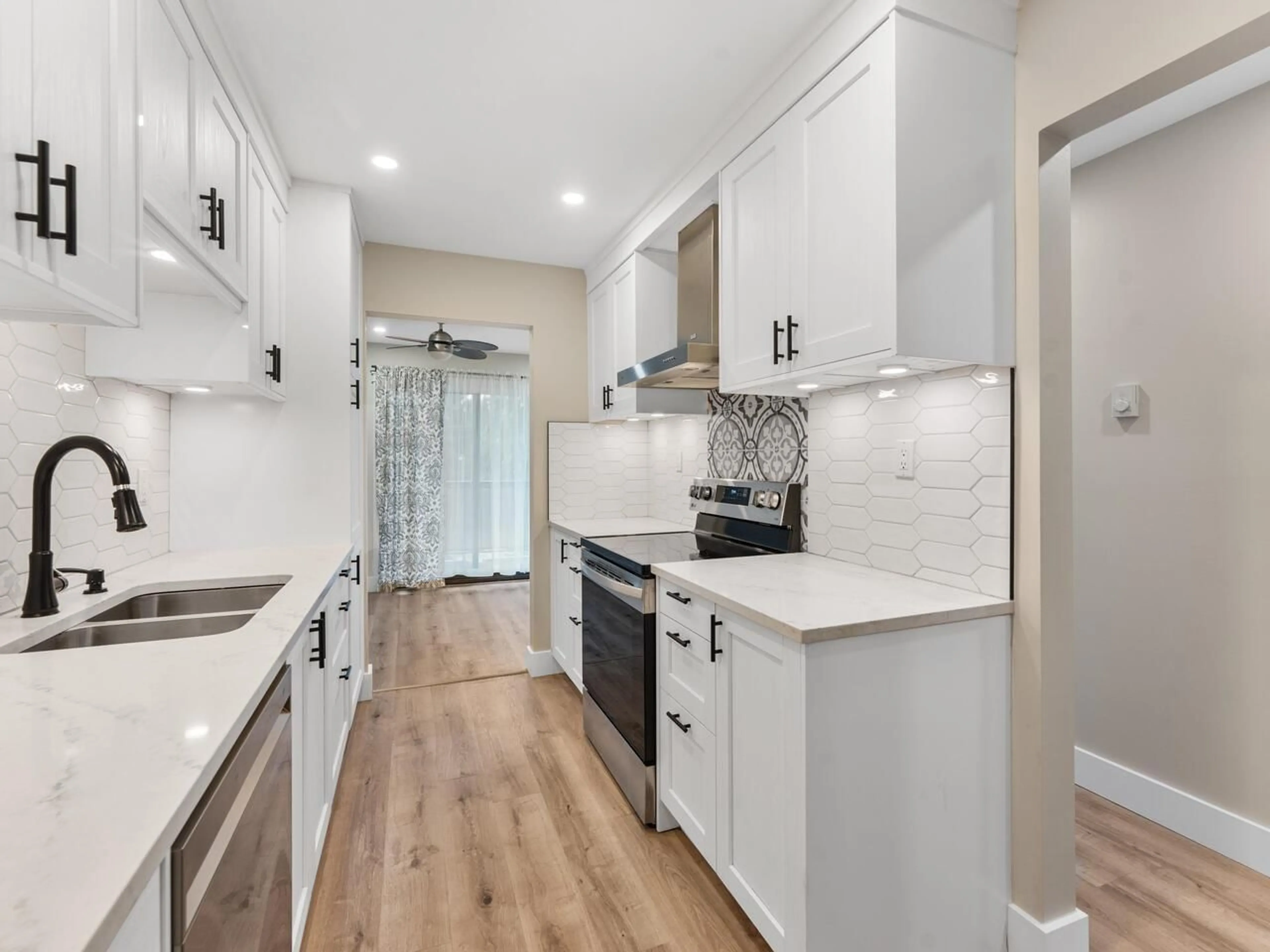 Unknown for 211 - 5191 203 STREET, Langley British Columbia V3A1V6