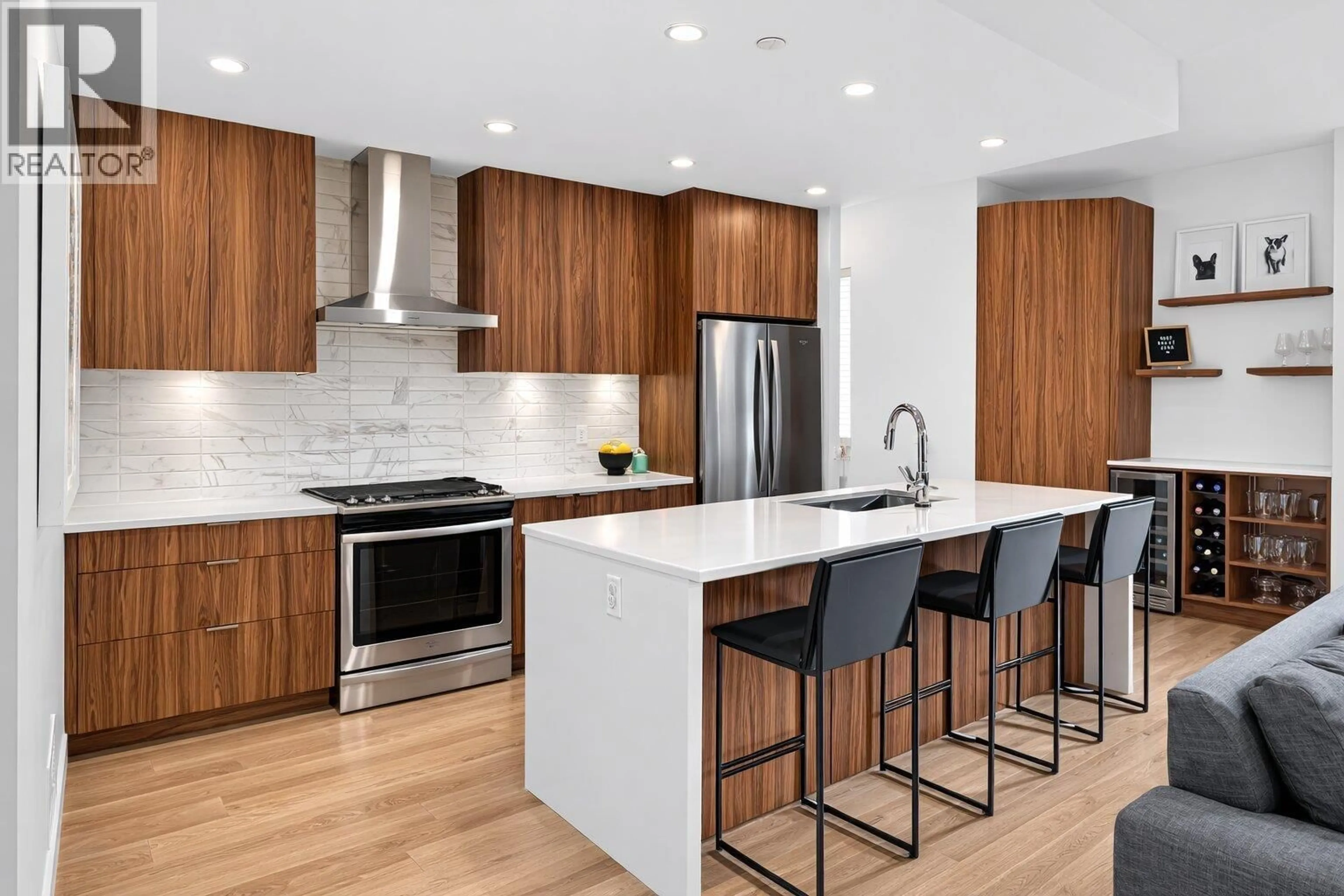 Contemporary kitchen, unknown for 14 - 3596 SALAL DRIVE, North Vancouver British Columbia V7G0A9