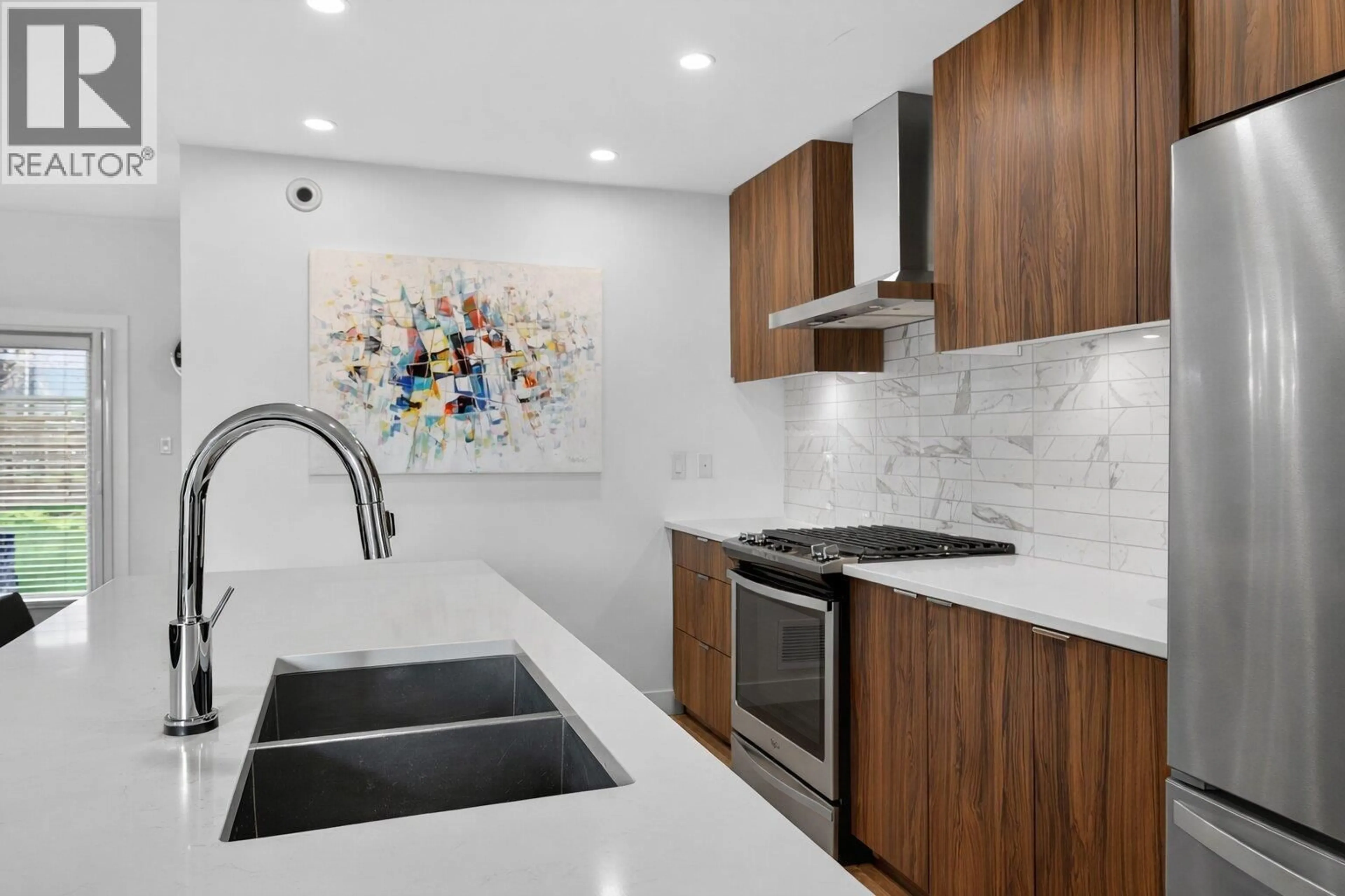 Contemporary kitchen, ceramic/tile floor for 14 - 3596 SALAL DRIVE, North Vancouver British Columbia V7G0A9