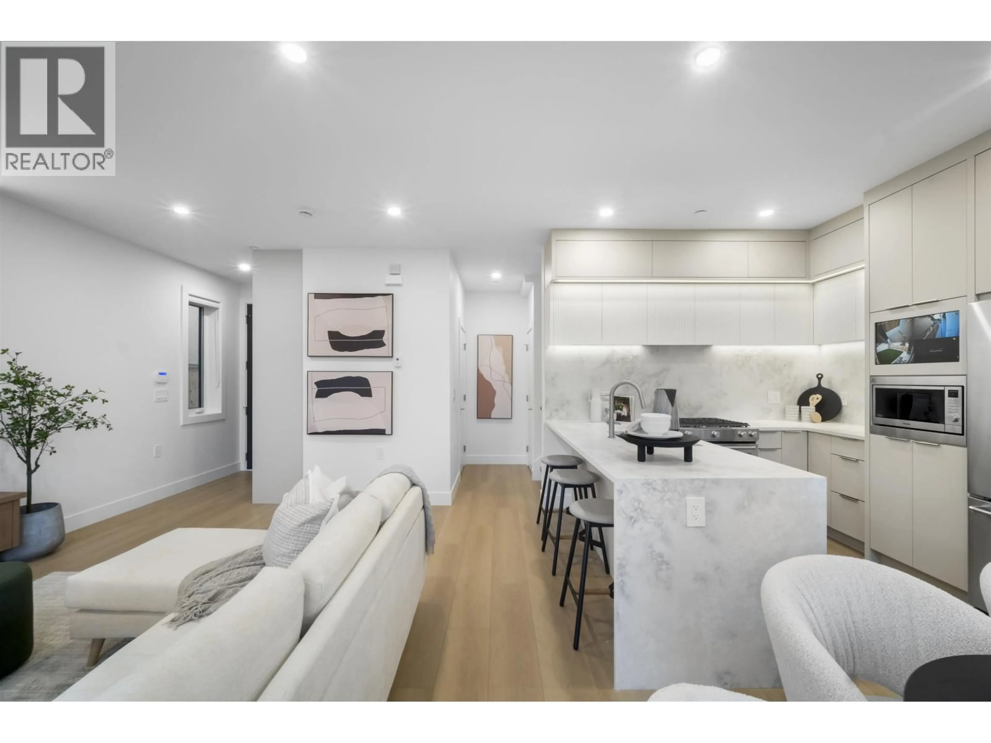 Open concept kitchen, unknown for 1 - 2386 45TH AVENUE, Vancouver British Columbia V5R1K3