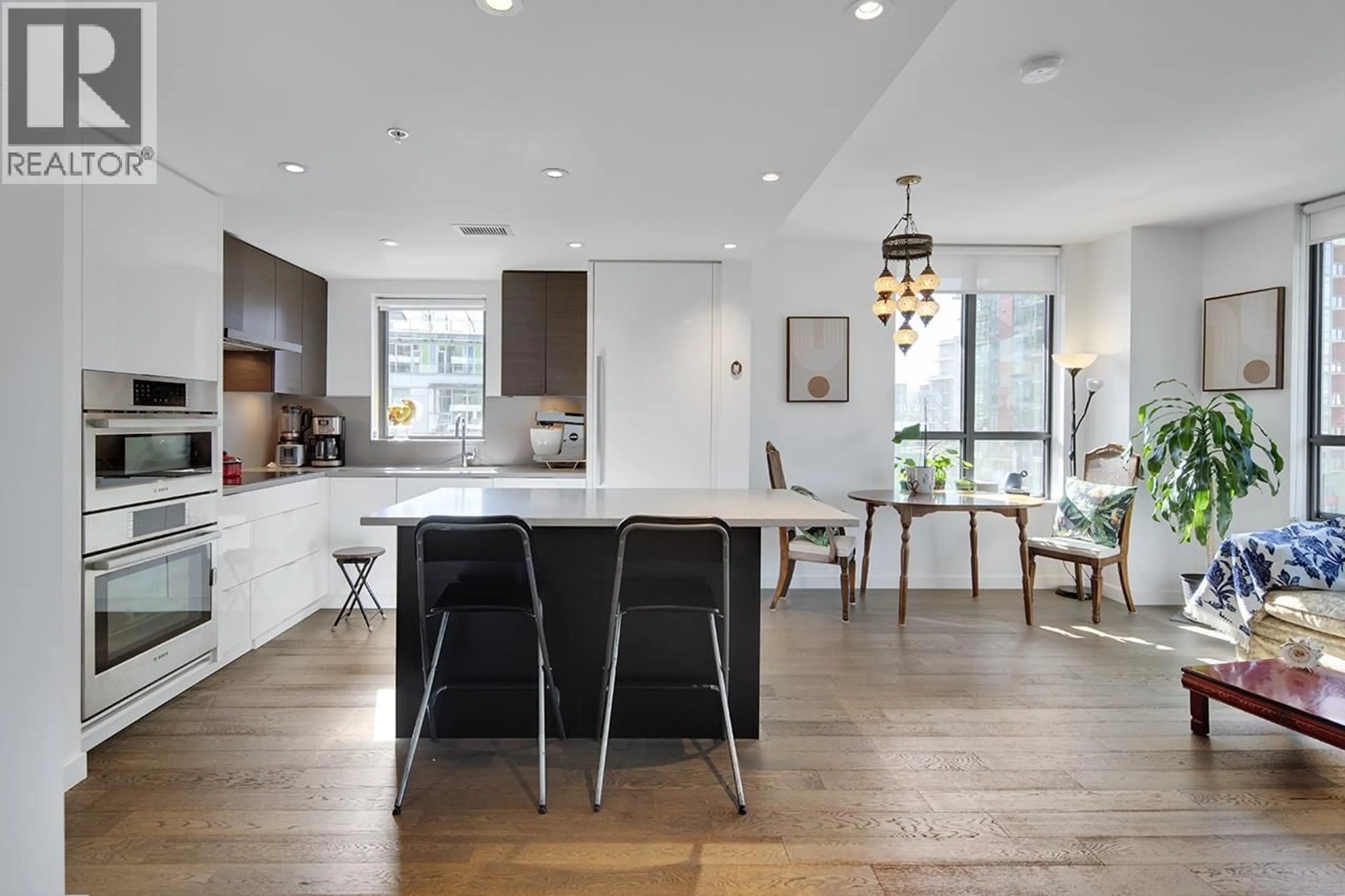 Open concept kitchen, unknown for 404 - 1688 PULLMAN PORTER STREET, Vancouver British Columbia V6A0H4