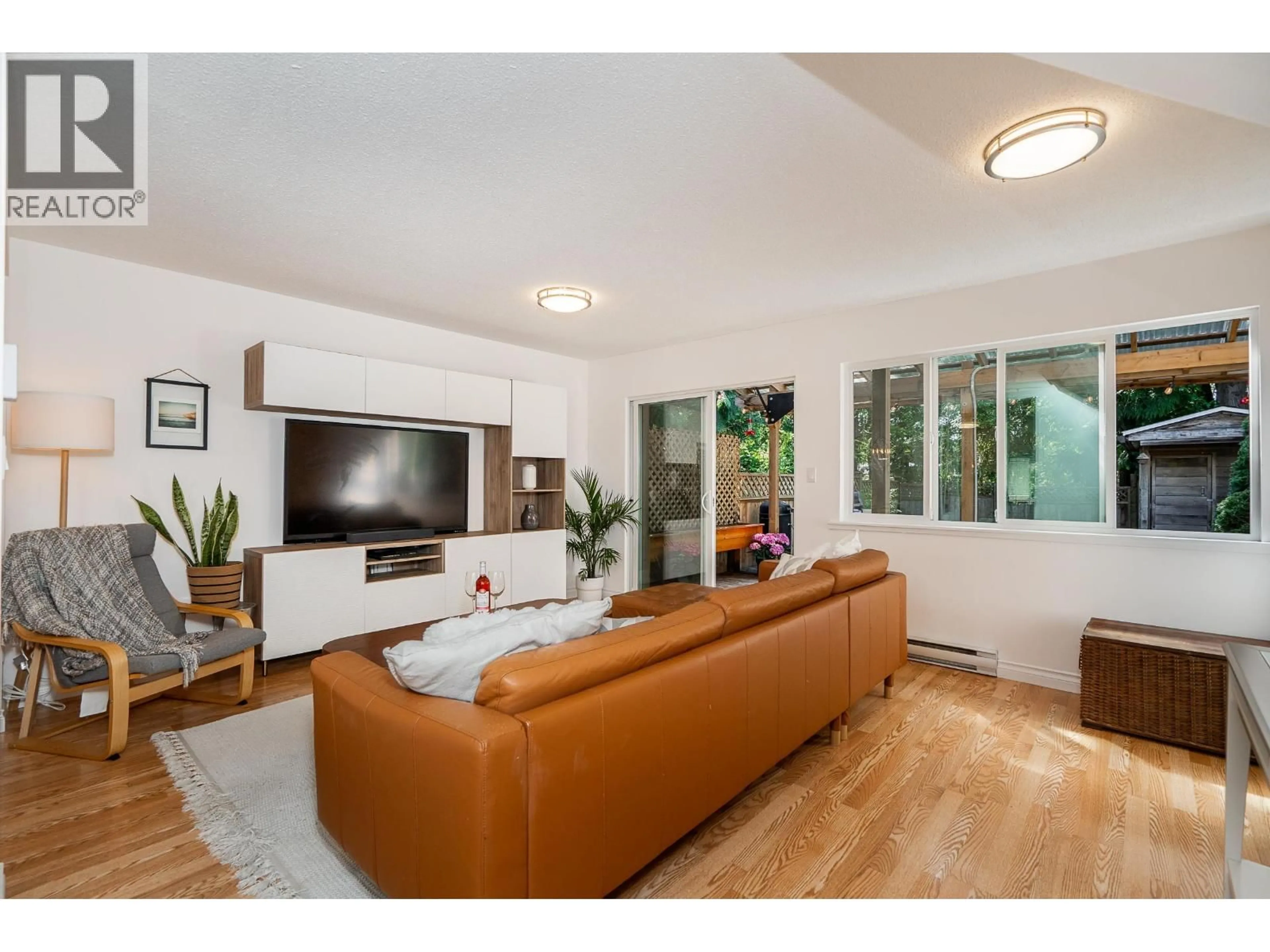 Living room with furniture, unknown for 12108 SCHMIDT CRESCENT, Maple Ridge British Columbia V2X8A2