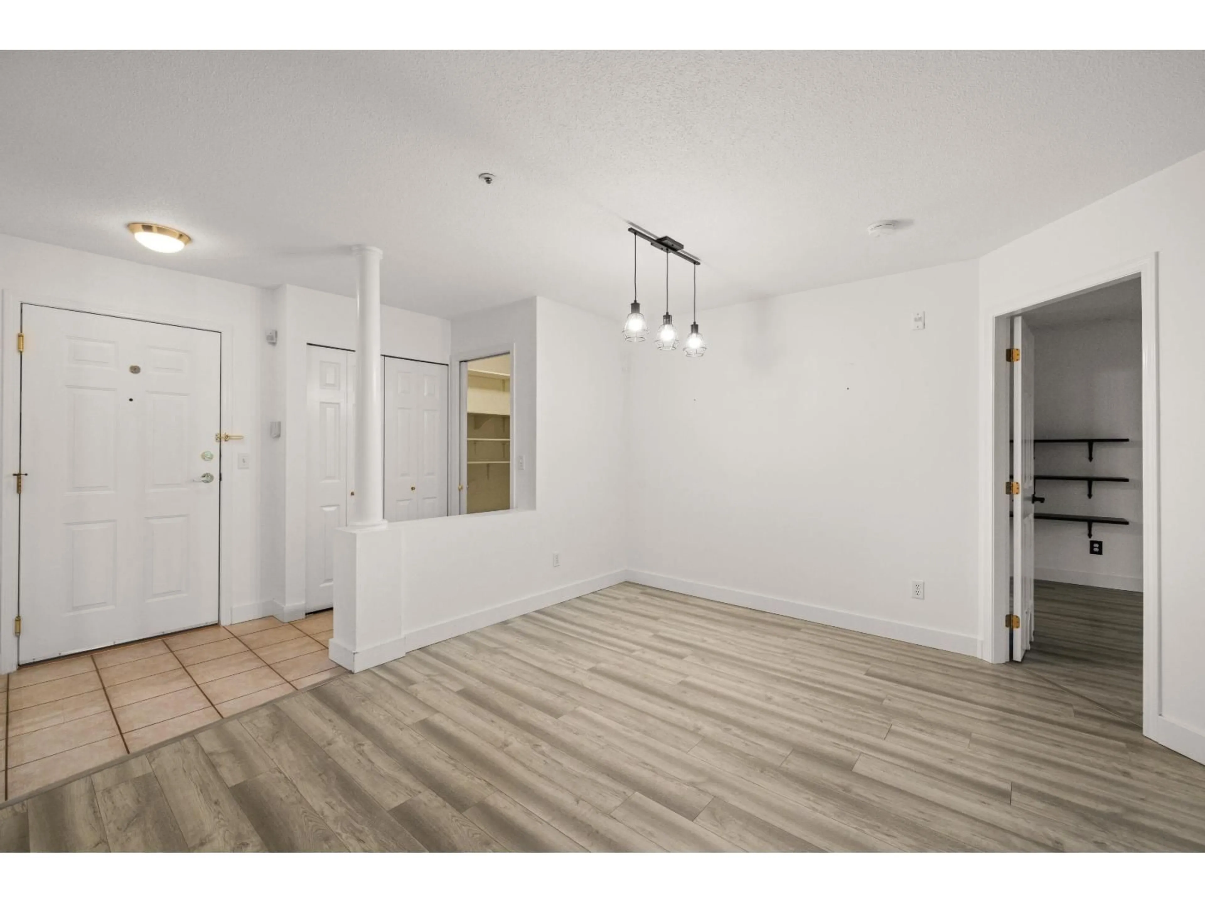 A pic of a room for 302 - 5556 201A STREET, Langley British Columbia V3A8K5