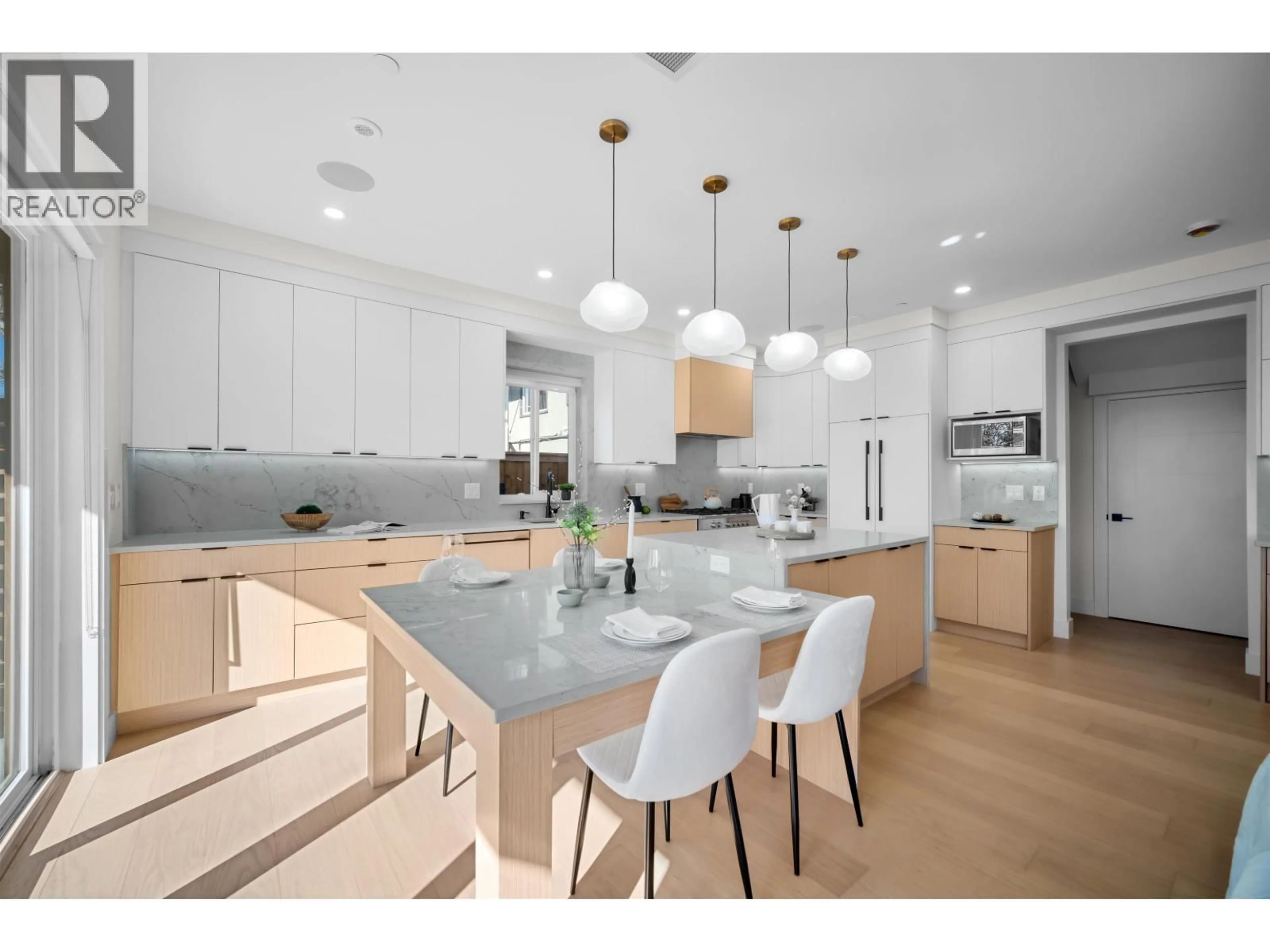 Contemporary kitchen, unknown for 2 - 3576 PENDER STREET, Vancouver British Columbia V5K2E3