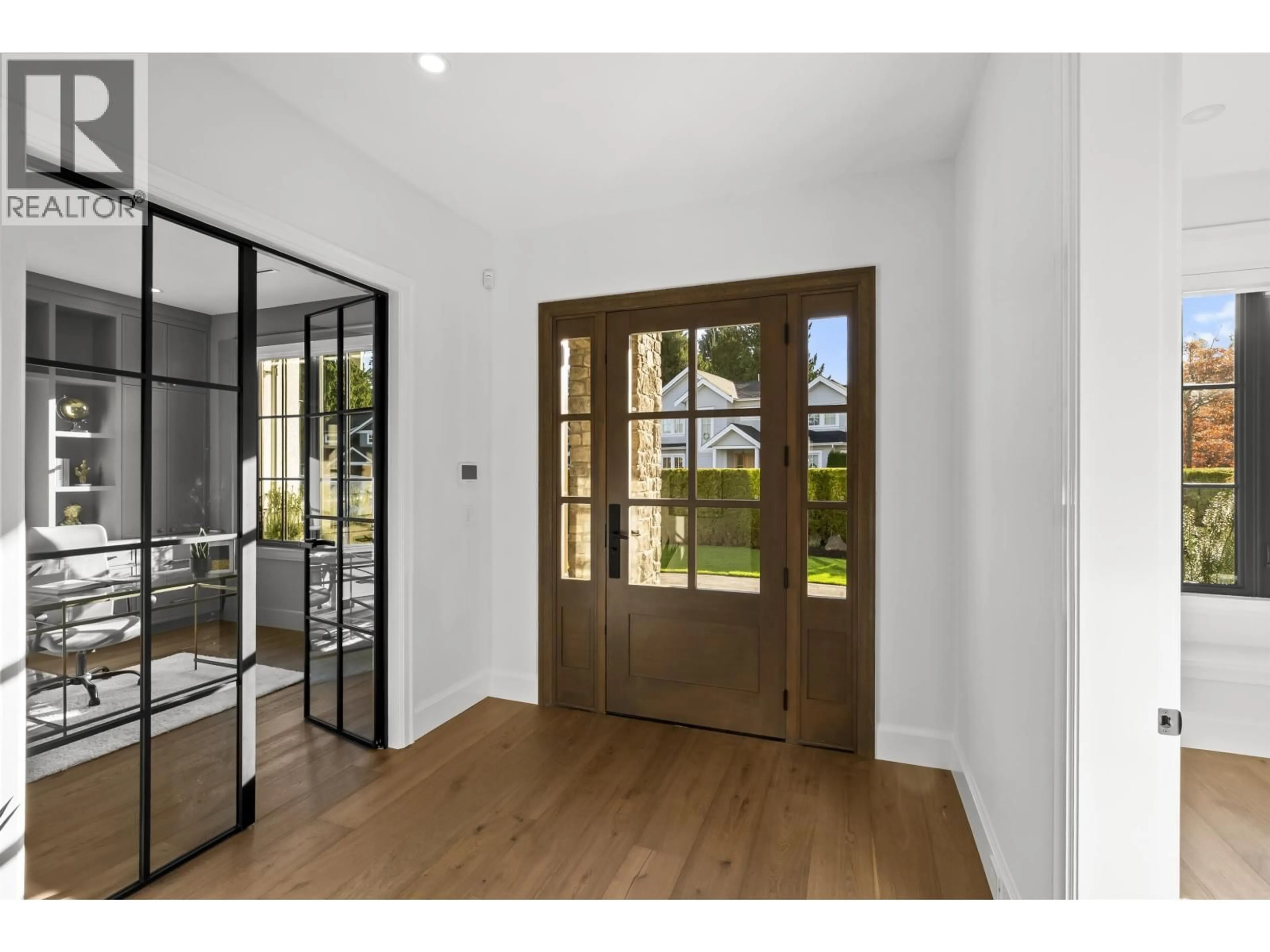 Indoor entryway for 4925 DOGWOOD DRIVE, Delta British Columbia V4M1M3