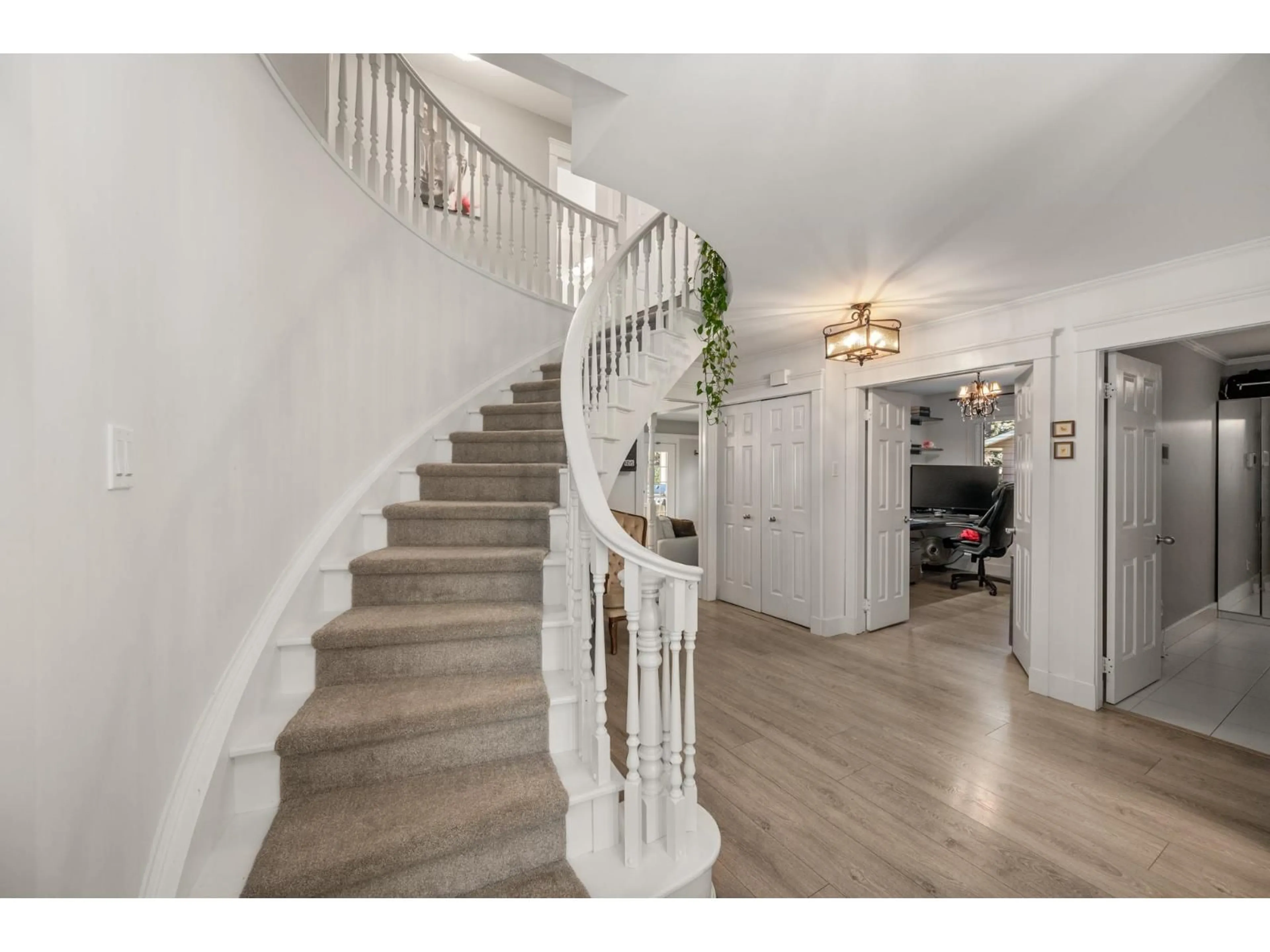 Unknown for 20197 42 AVENUE, Langley British Columbia V3A3A6