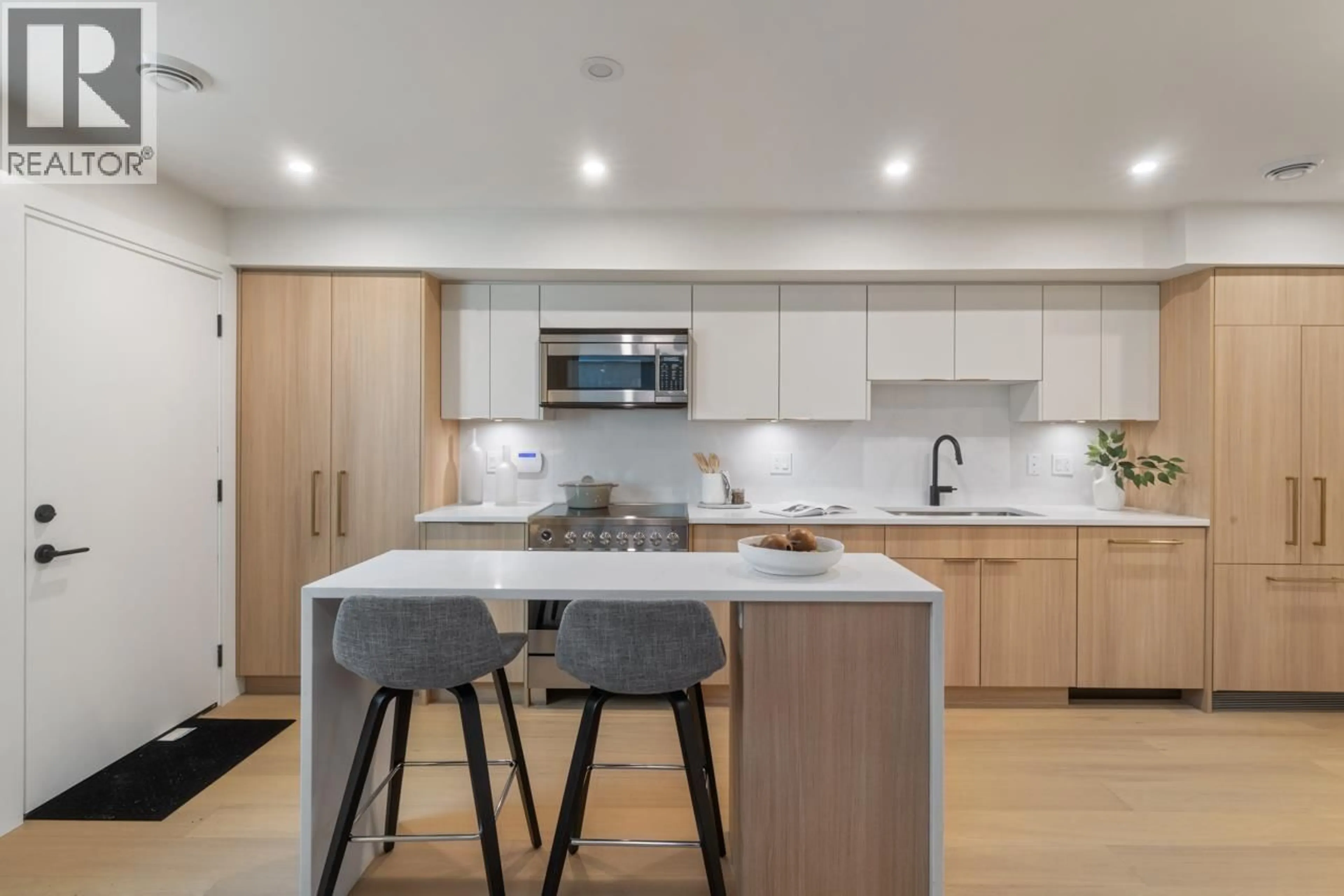 Open concept kitchen, unknown for 1 - 1937 TEMPLETON DRIVE, Vancouver British Columbia V5N4V9