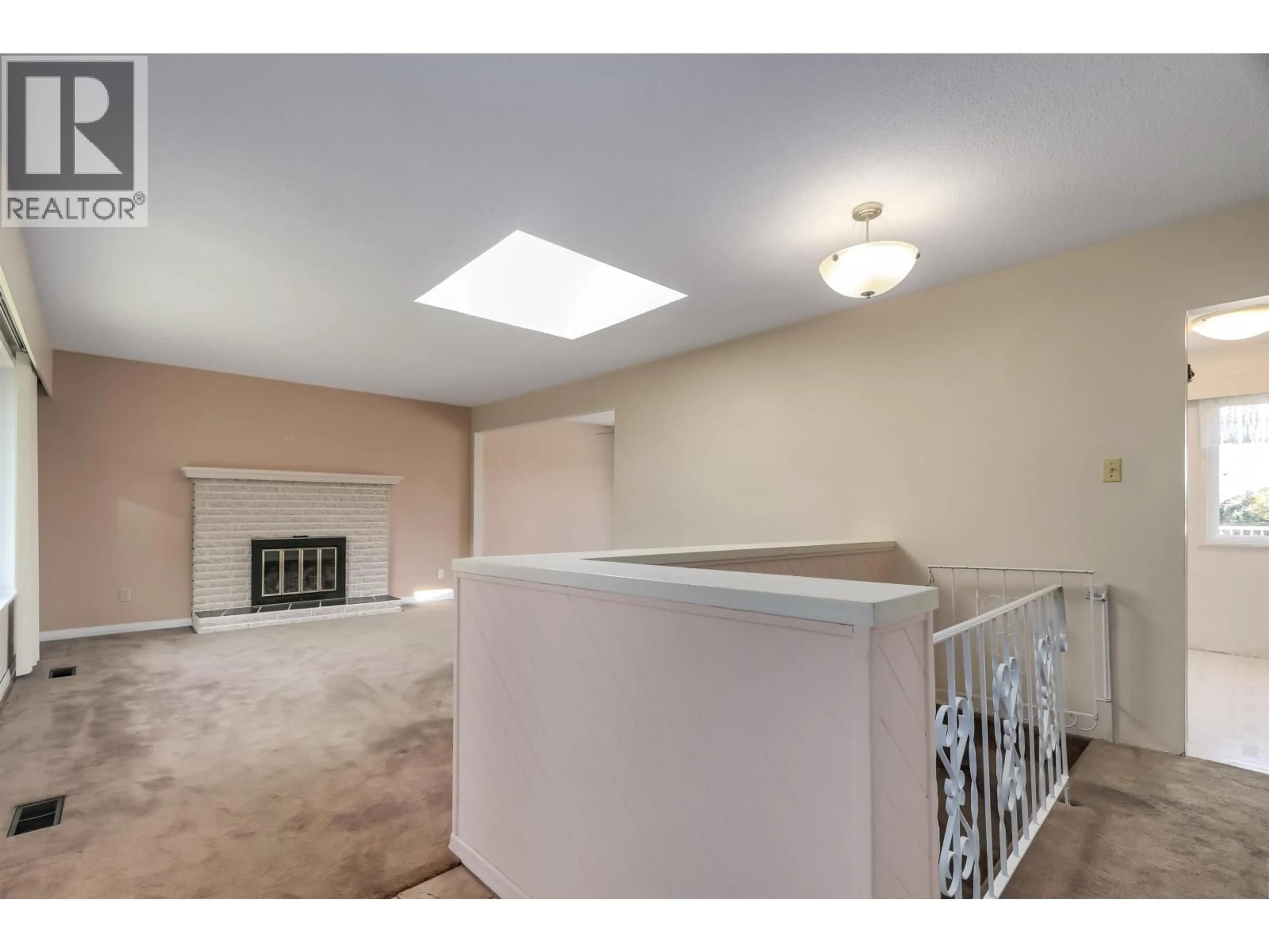 A pic of a room for 1011 PALMDALE STREET, Coquitlam British Columbia V3C3R3