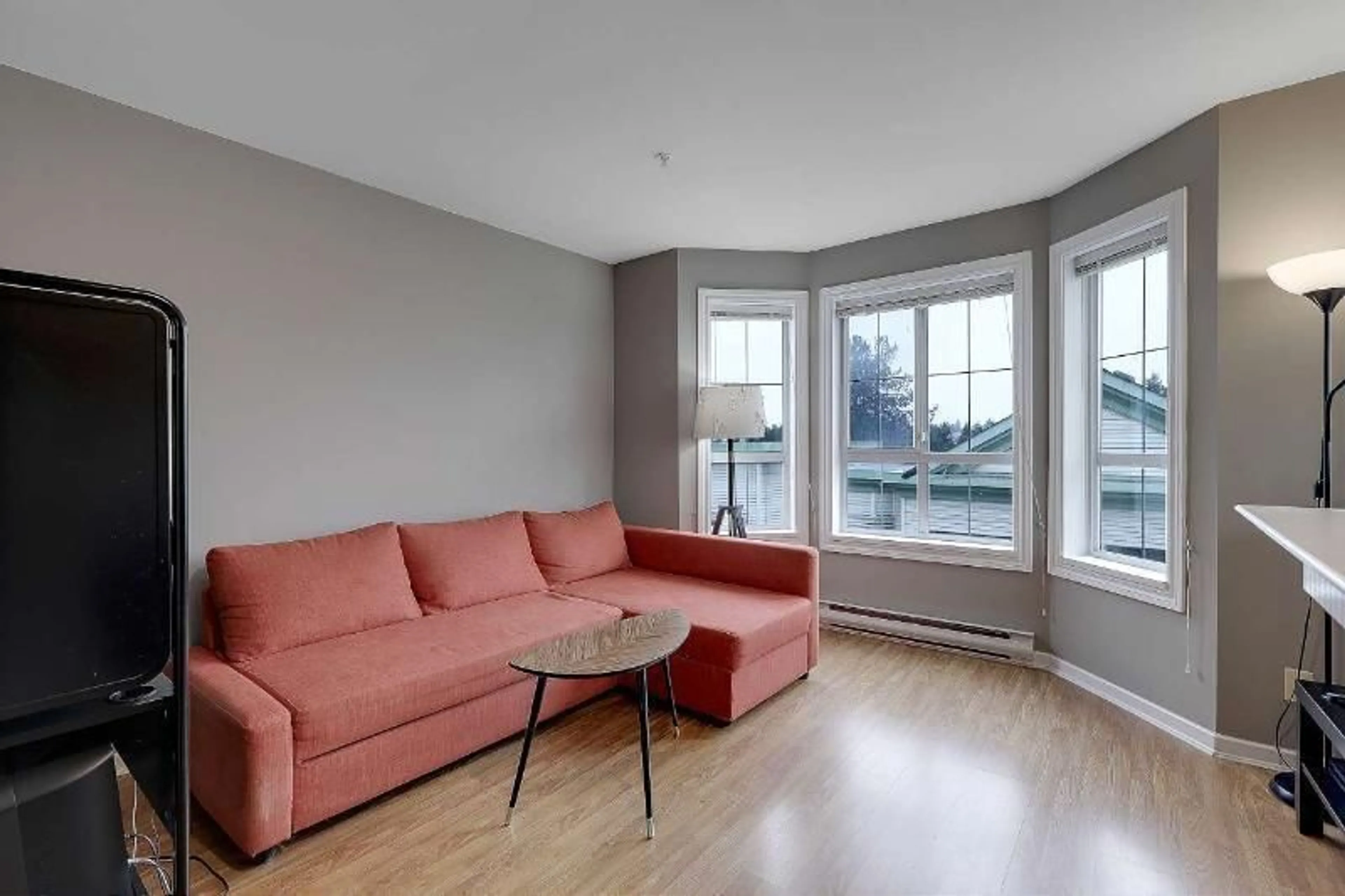 Living room with furniture, unknown for 322 - 15268 105 AVENUE, Surrey British Columbia V3R0W8