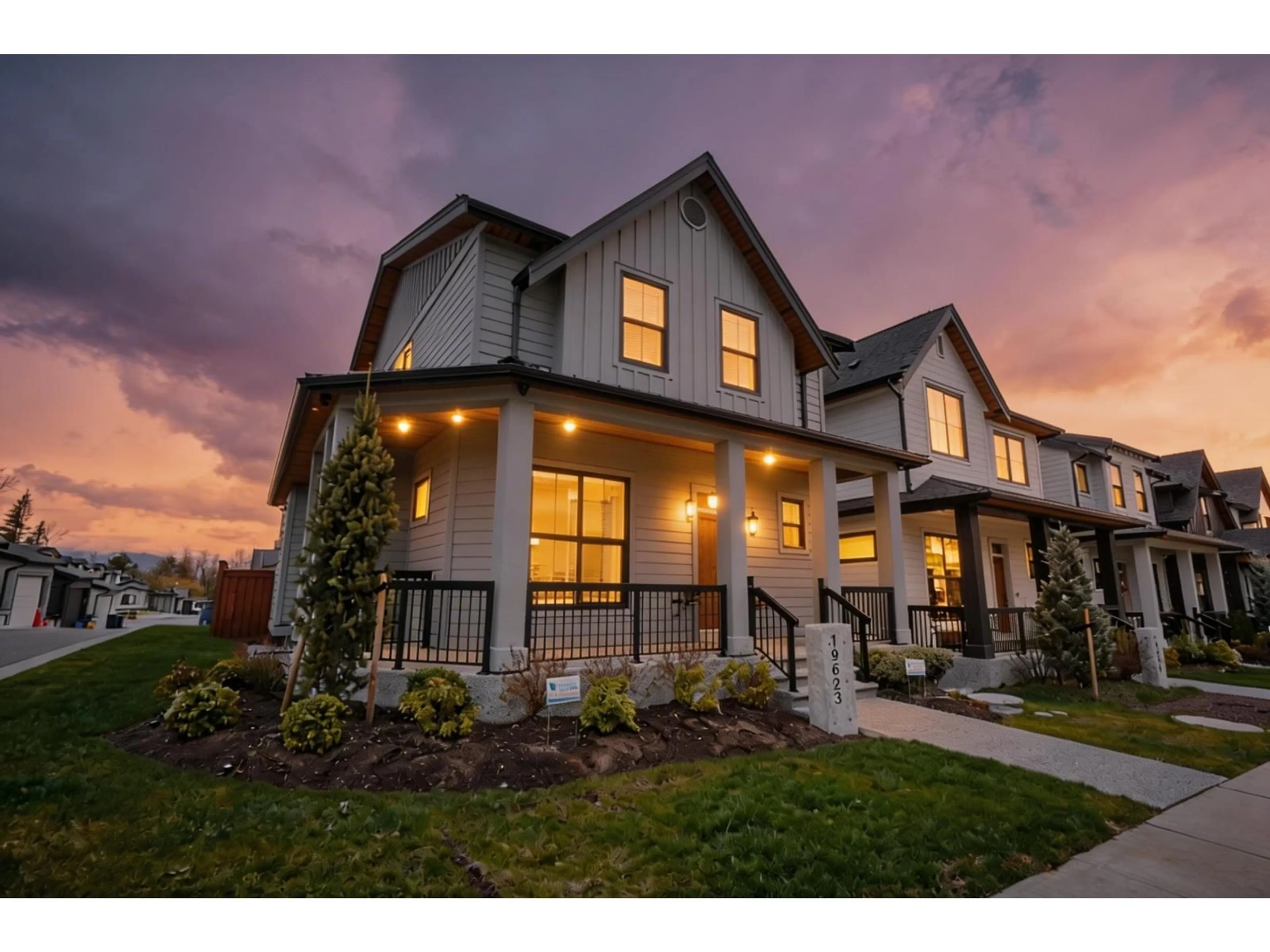 Home with brick exterior material, unknown for 19623 76A AVENUE, Langley British Columbia V2Y3V3