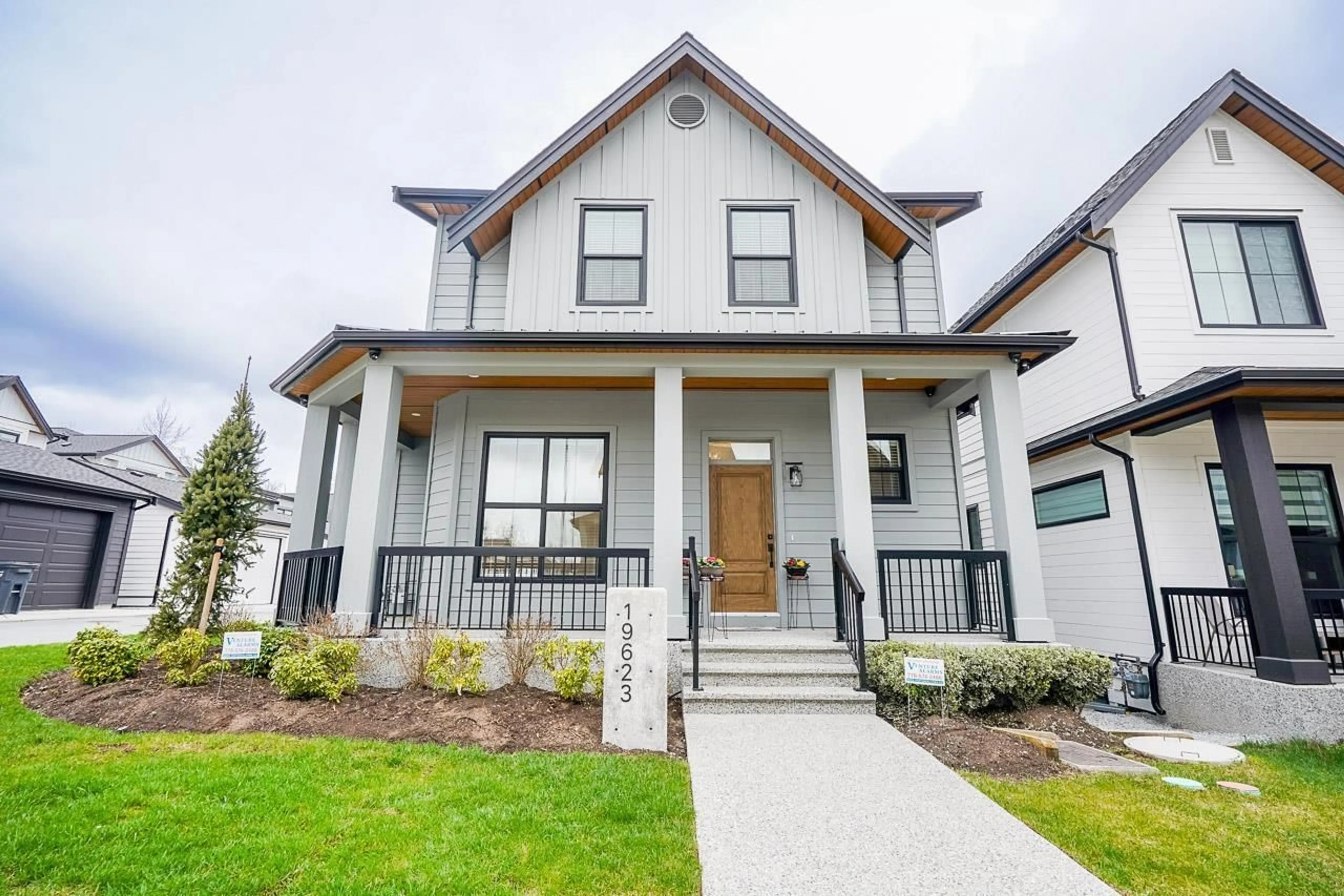 Home with brick exterior material, street for 19623 76A AVENUE, Langley British Columbia V2Y3V3