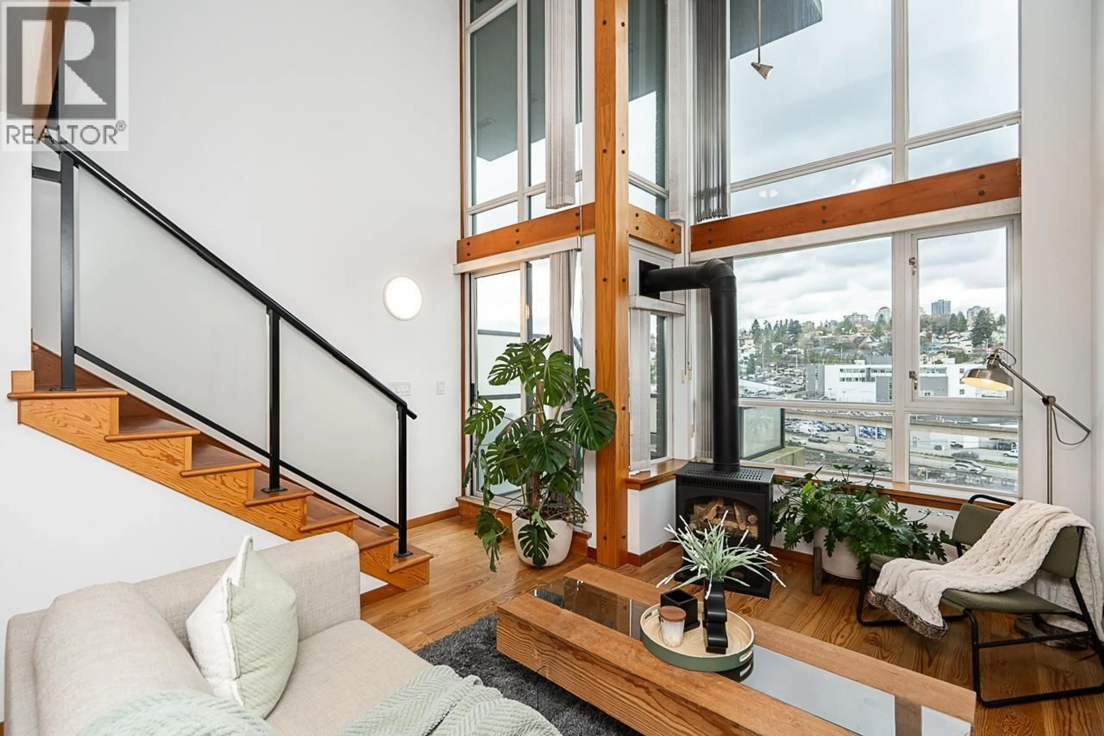 Unknown for 425 - 10 RENAISSANCE SQUARE, New Westminster British Columbia V3M7B1