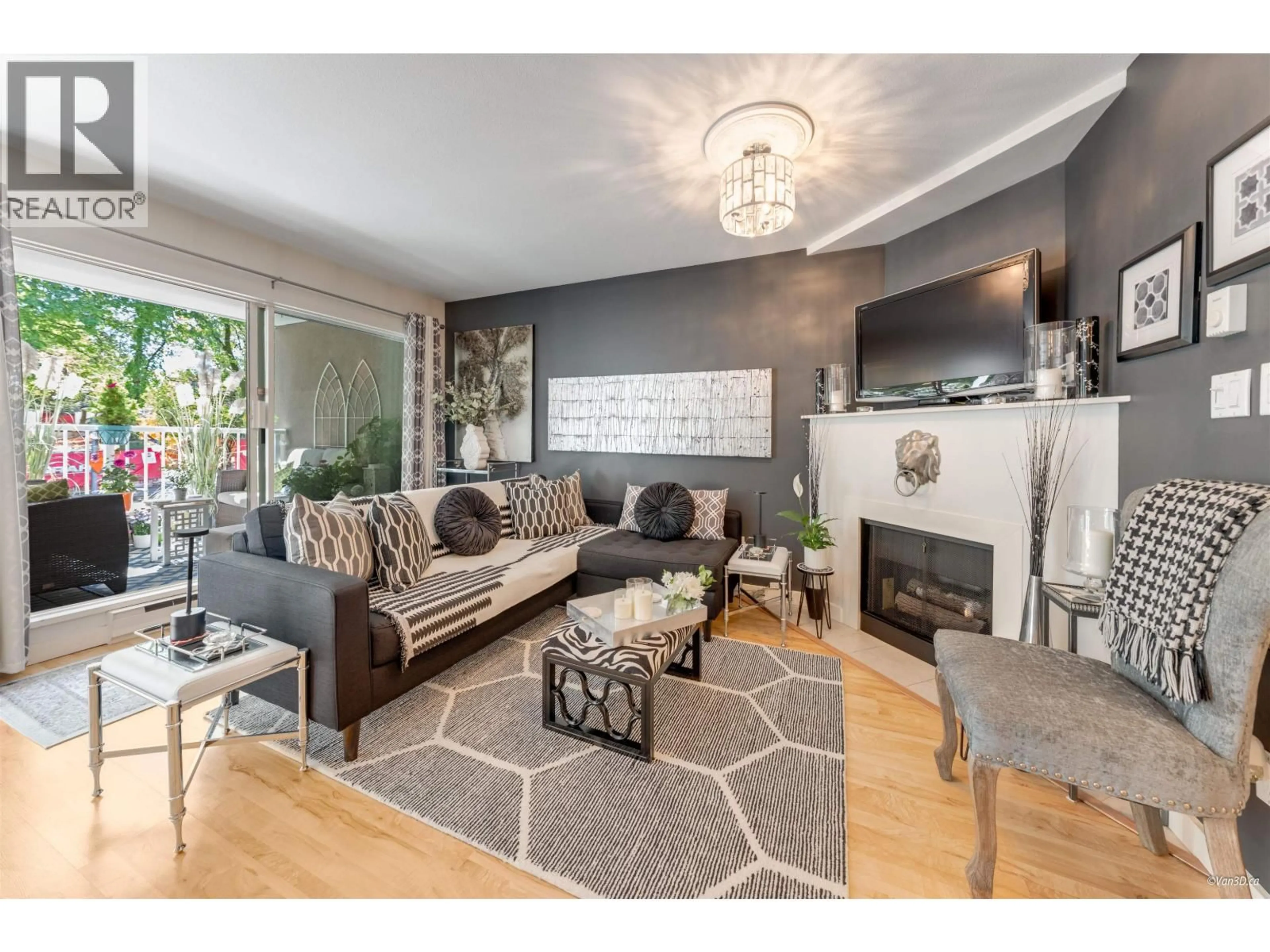 Living room with furniture, wood/laminate floor for 201 - 985 10TH AVENUE, Vancouver British Columbia V5Z1L9