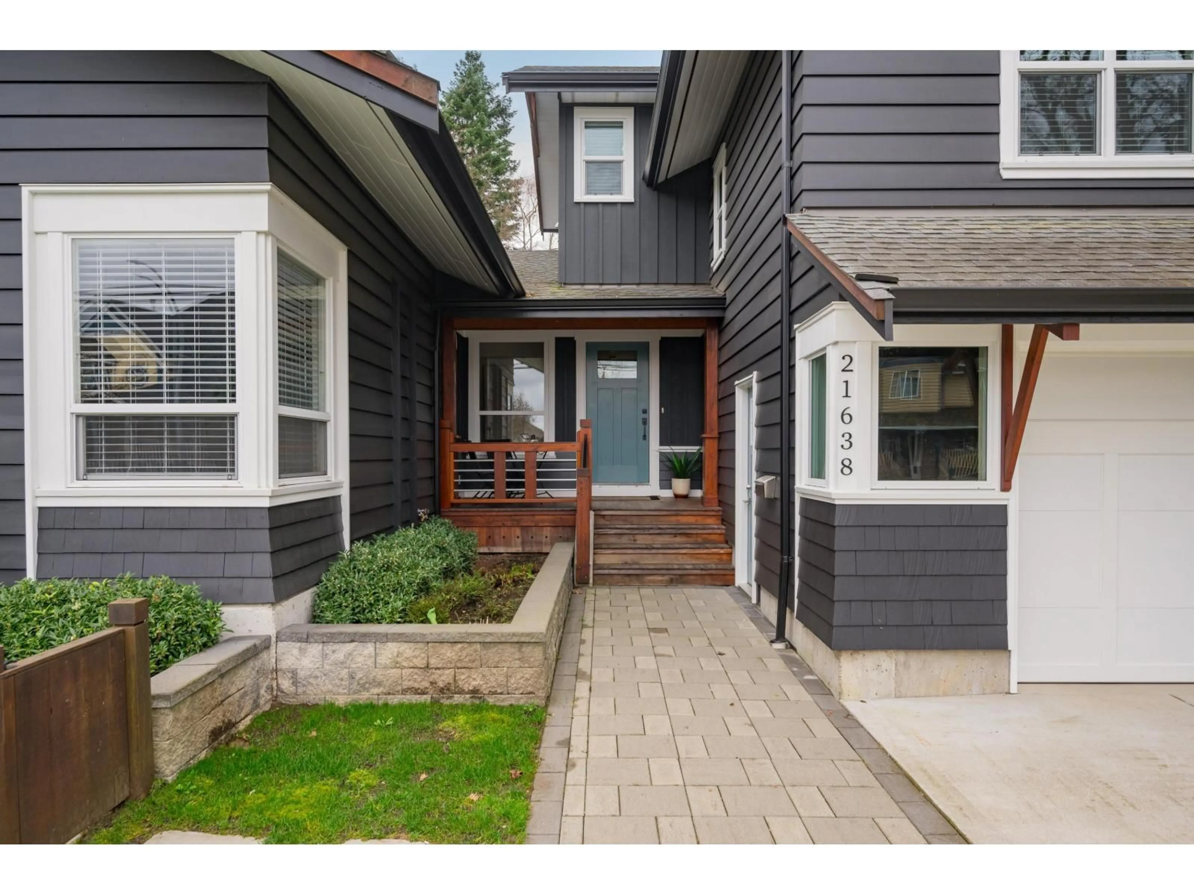 Home with vinyl exterior material, street for 21638 46 AVENUE, Langley British Columbia V3A3J4