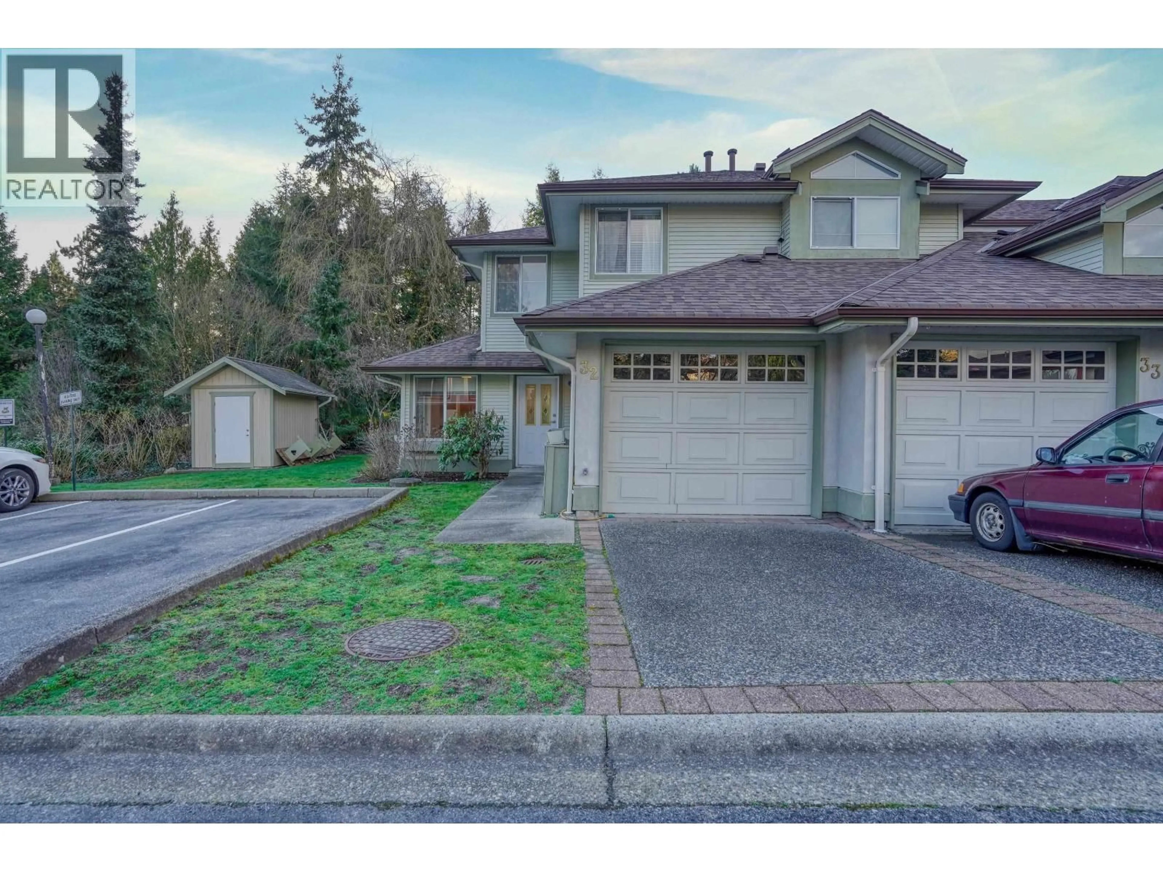 A pic from outside/outdoor area/front of a property/back of a property/a pic from drone, street for 32 - 22740 116 AVENUE, Maple Ridge British Columbia V2X2X7