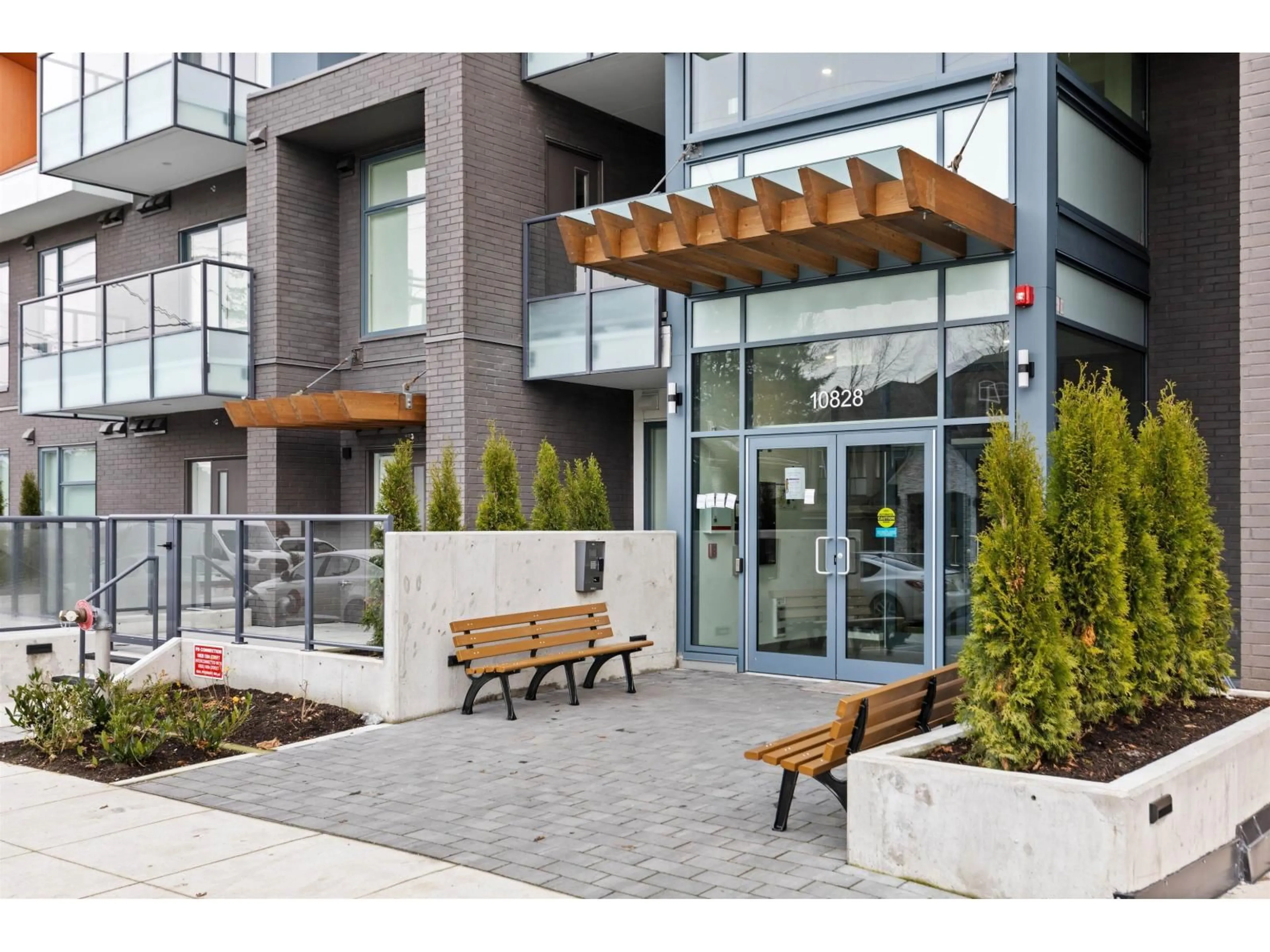 Patio, unknown for W212 - 10828 139A STREET, Surrey British Columbia V3R0H3