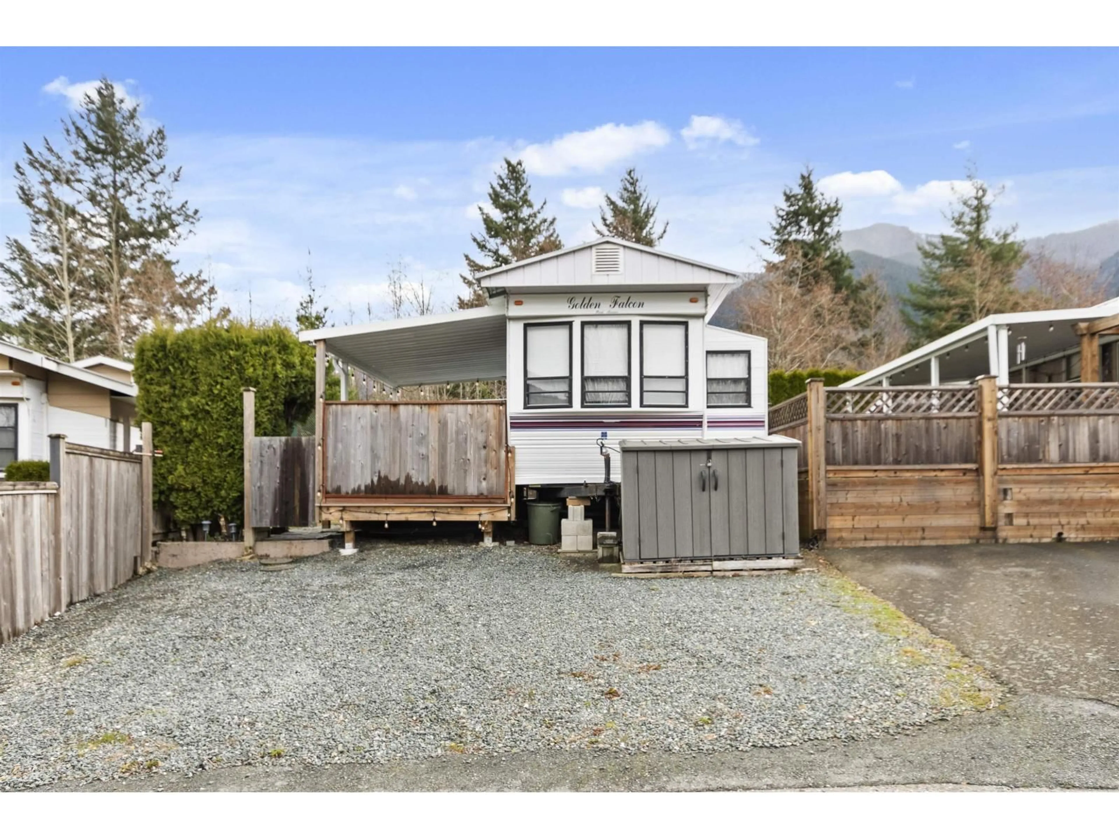 Home with vinyl exterior material, street for 189 - 1436 FROST ROAD, Chilliwack British Columbia V2R4X8