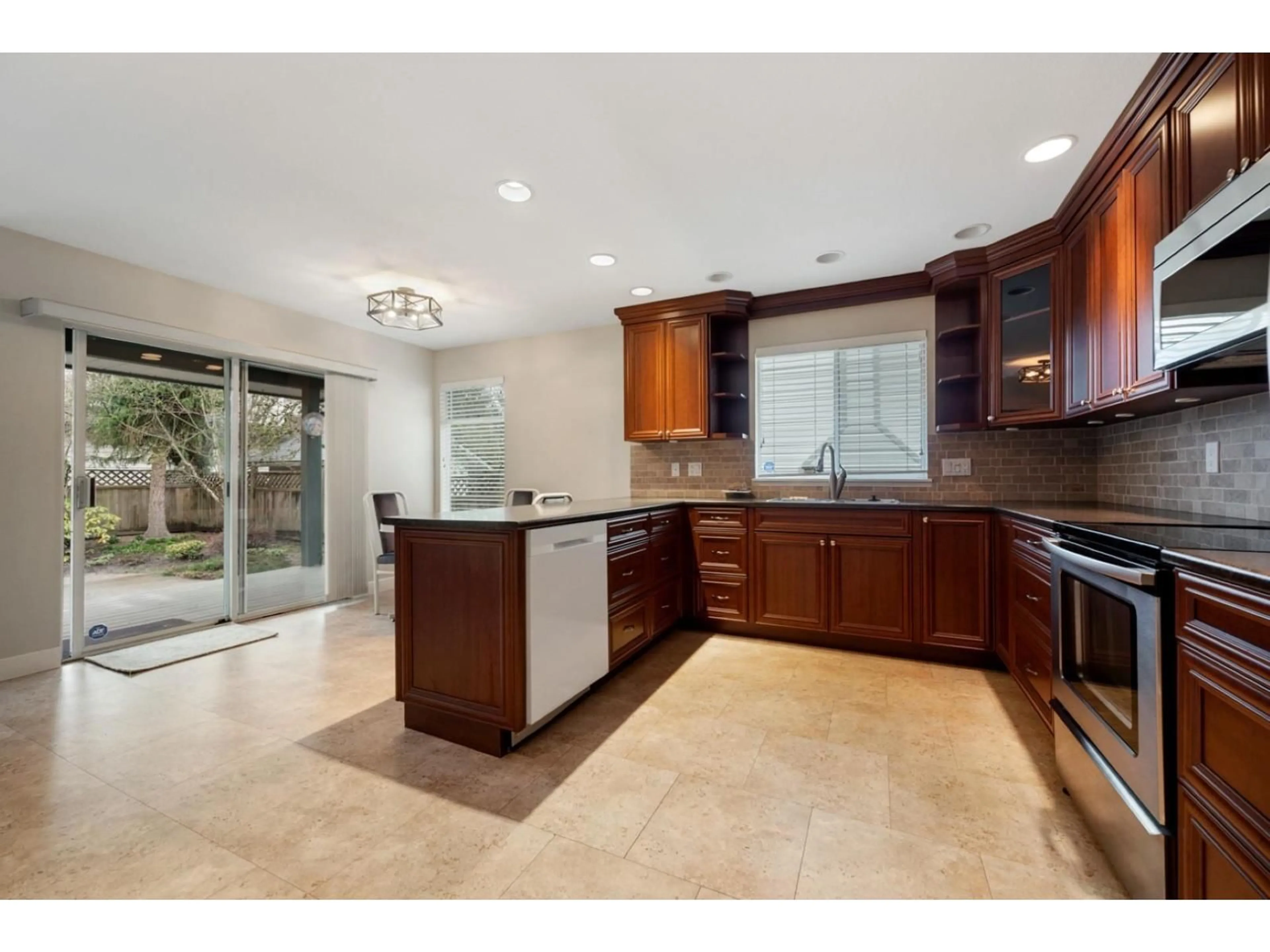 Unknown for 18775 59 AVENUE, Surrey British Columbia V3S7M1