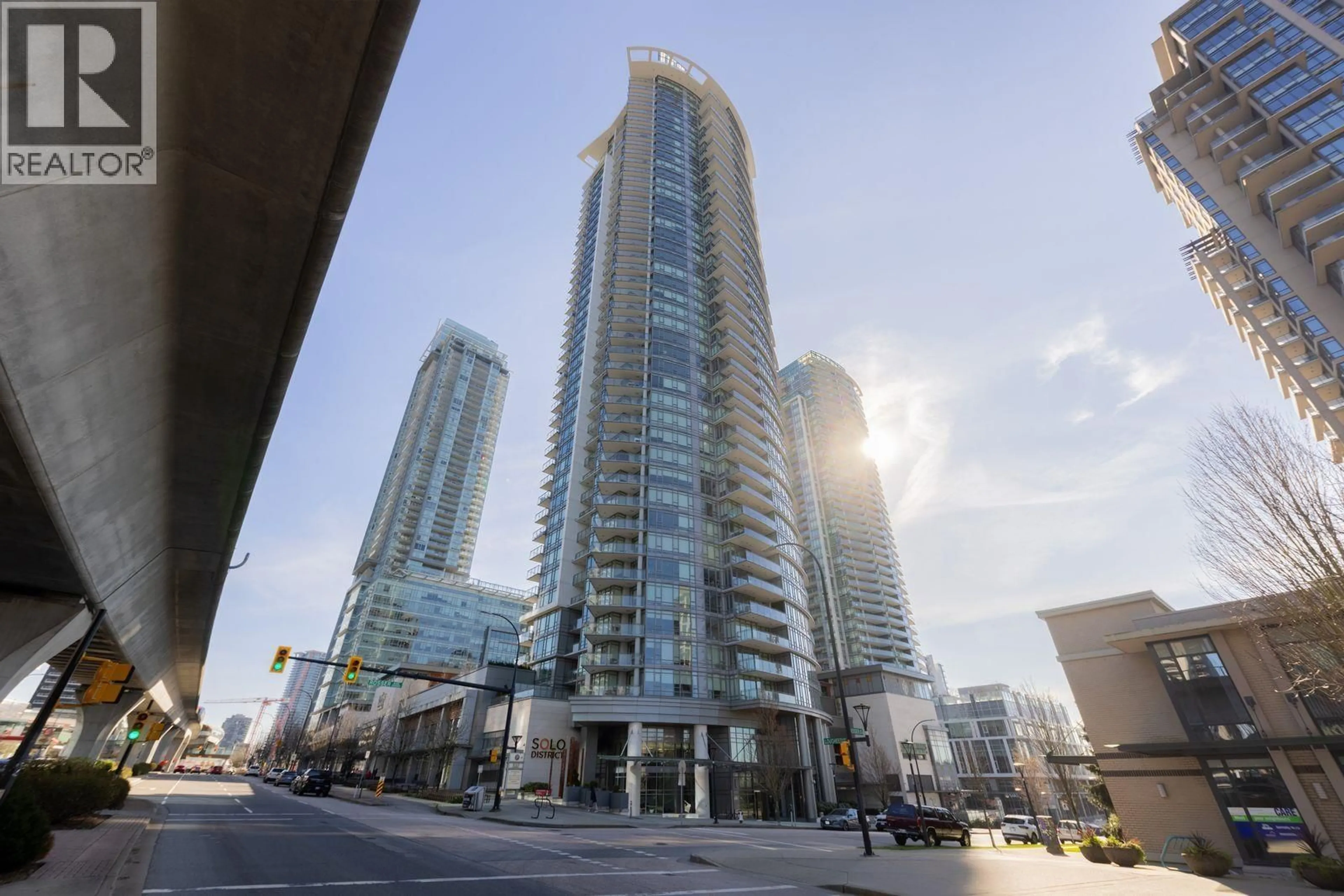 Unknown for 3204 - 2008 ROSSER AVENUE, Burnaby British Columbia V5C0H8