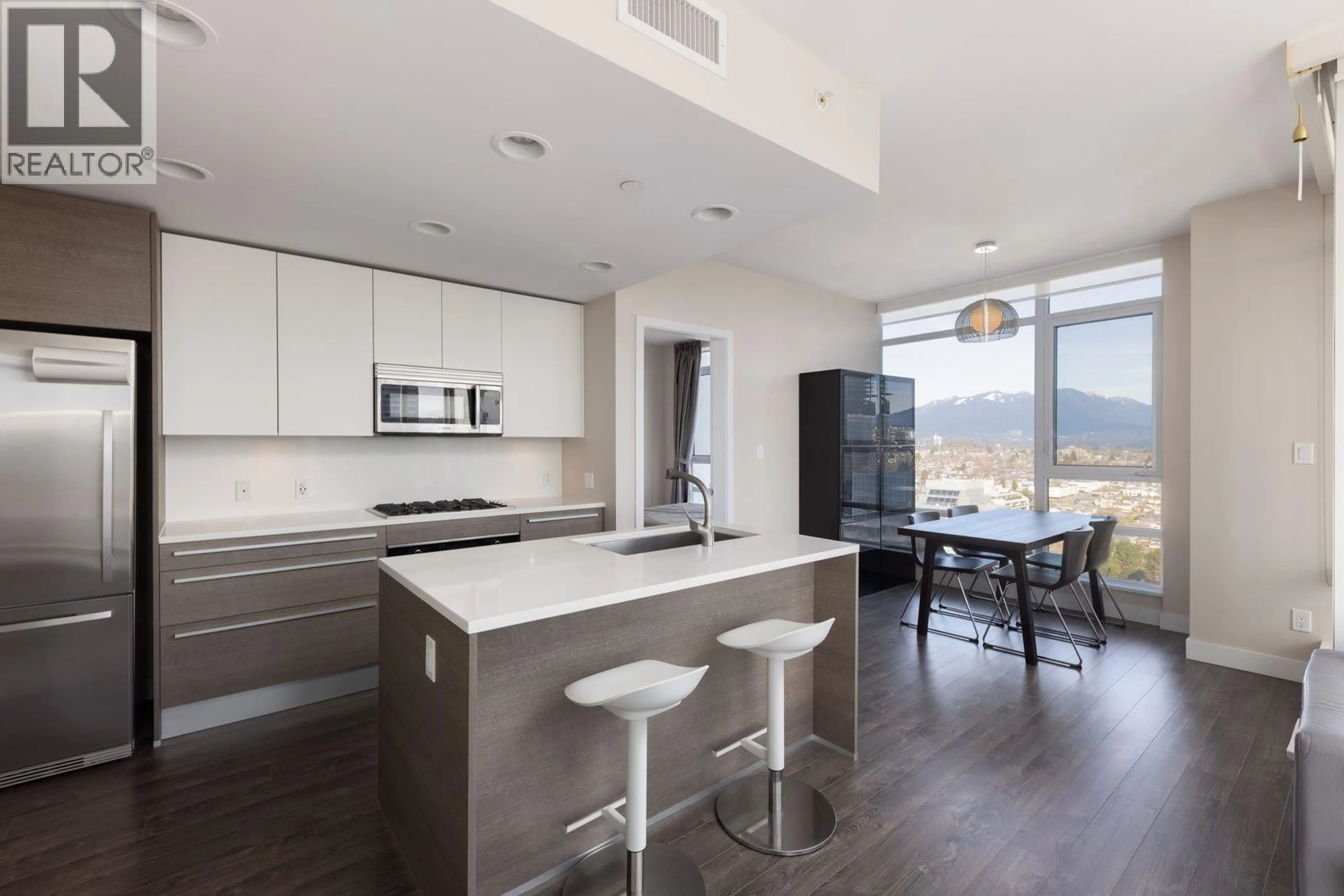 Open concept kitchen, unknown for 3204 - 2008 ROSSER AVENUE, Burnaby British Columbia V5C0H8