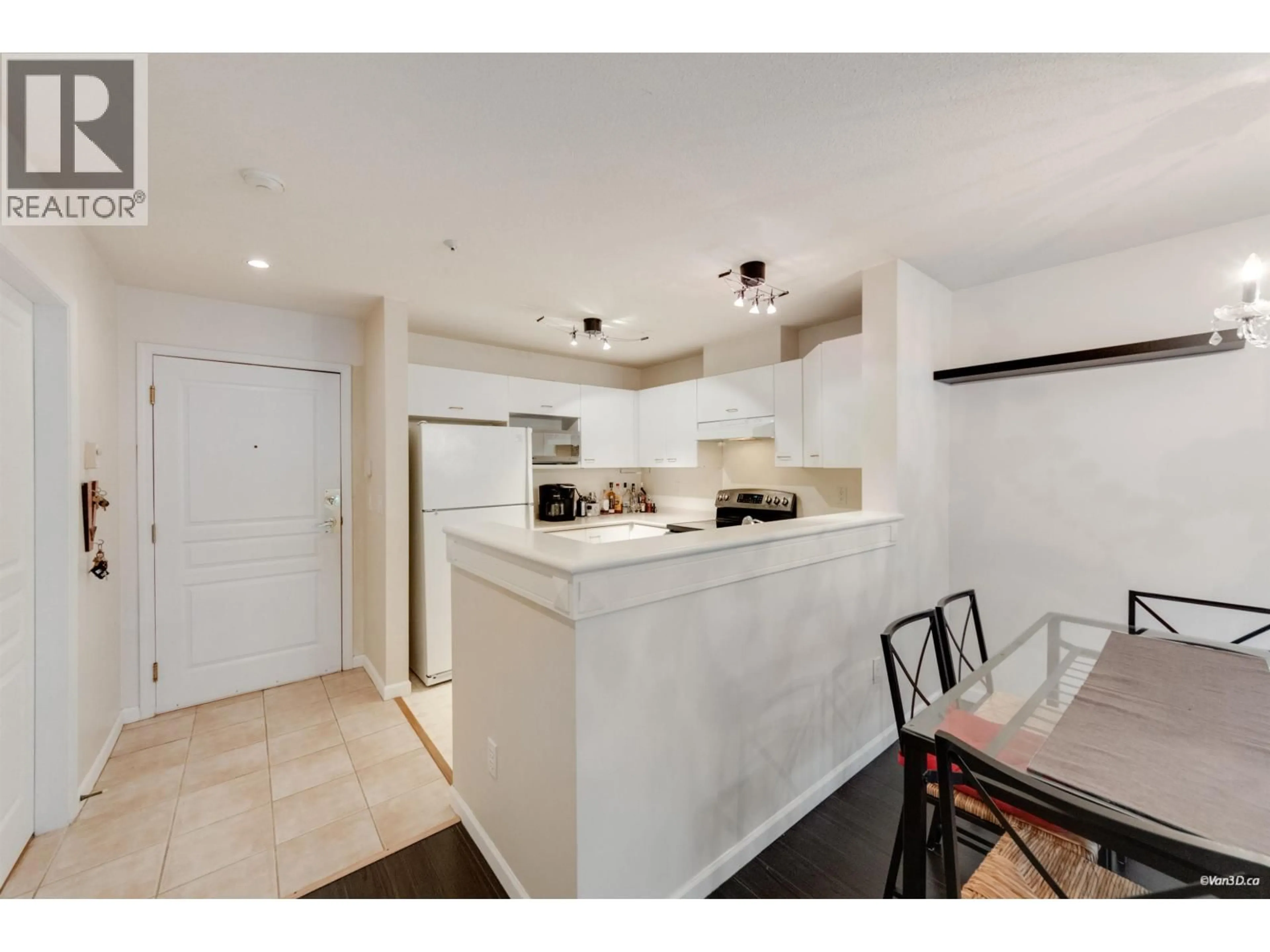 Unknown for 112 - 1242 TOWN CENTRE BOULEVARD, Coquitlam British Columbia V3B7R6