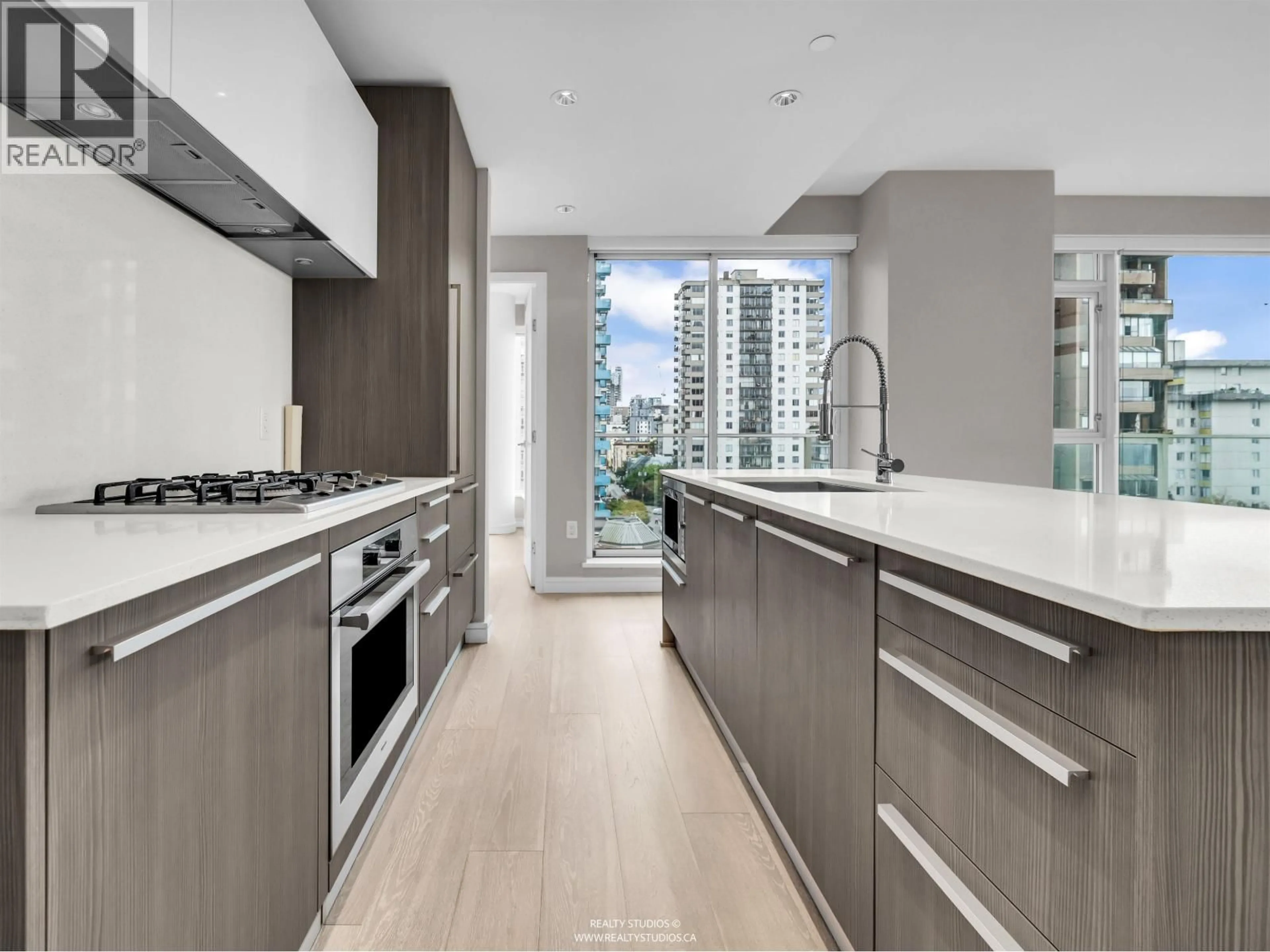 Unknown for 905 - 1221 BIDWELL STREET, Vancouver British Columbia V6G0B1