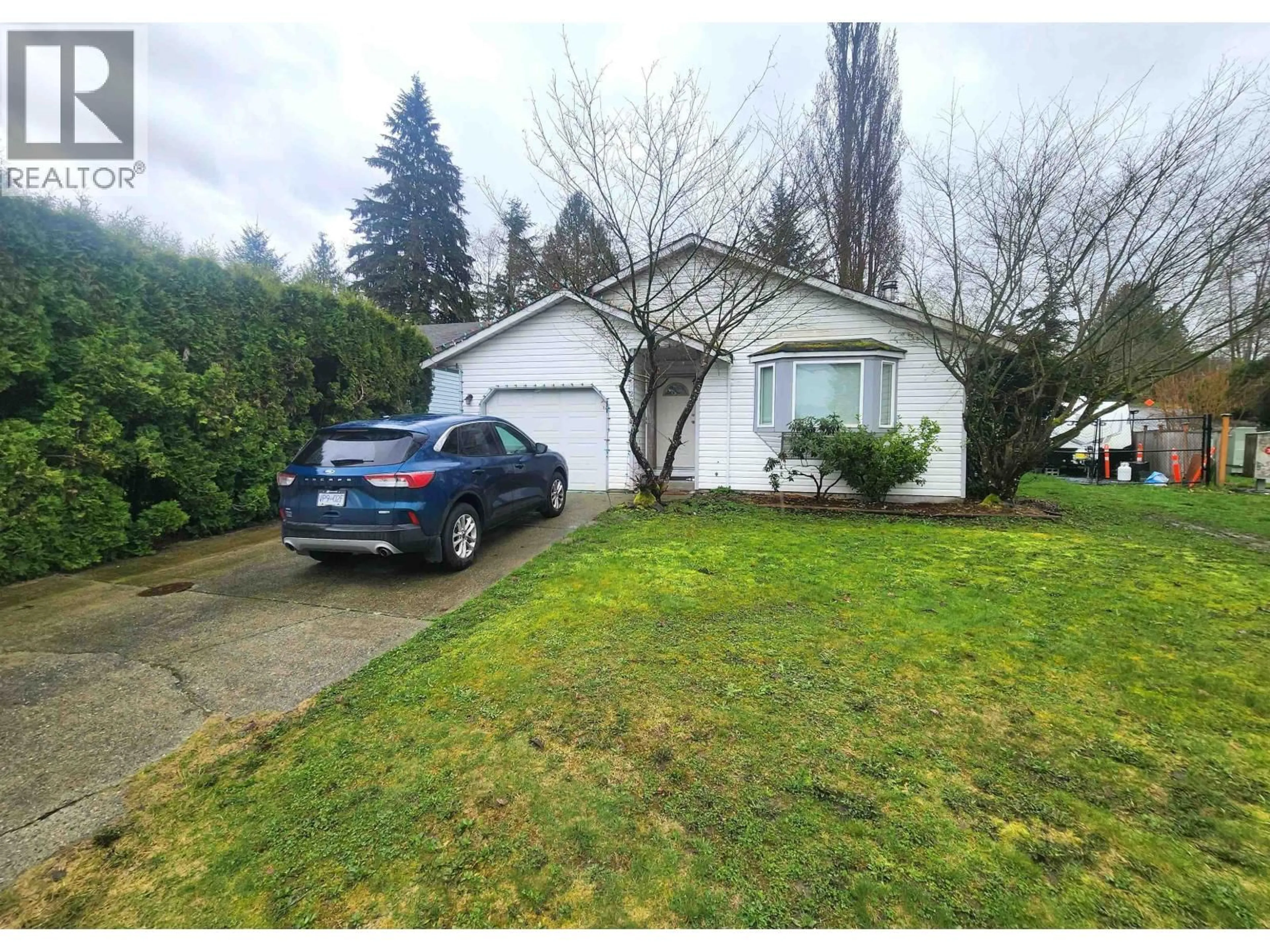 A pic from outside/outdoor area/front of a property/back of a property/a pic from drone, street for 22808 125B AVENUE, Maple Ridge British Columbia V2X0P8