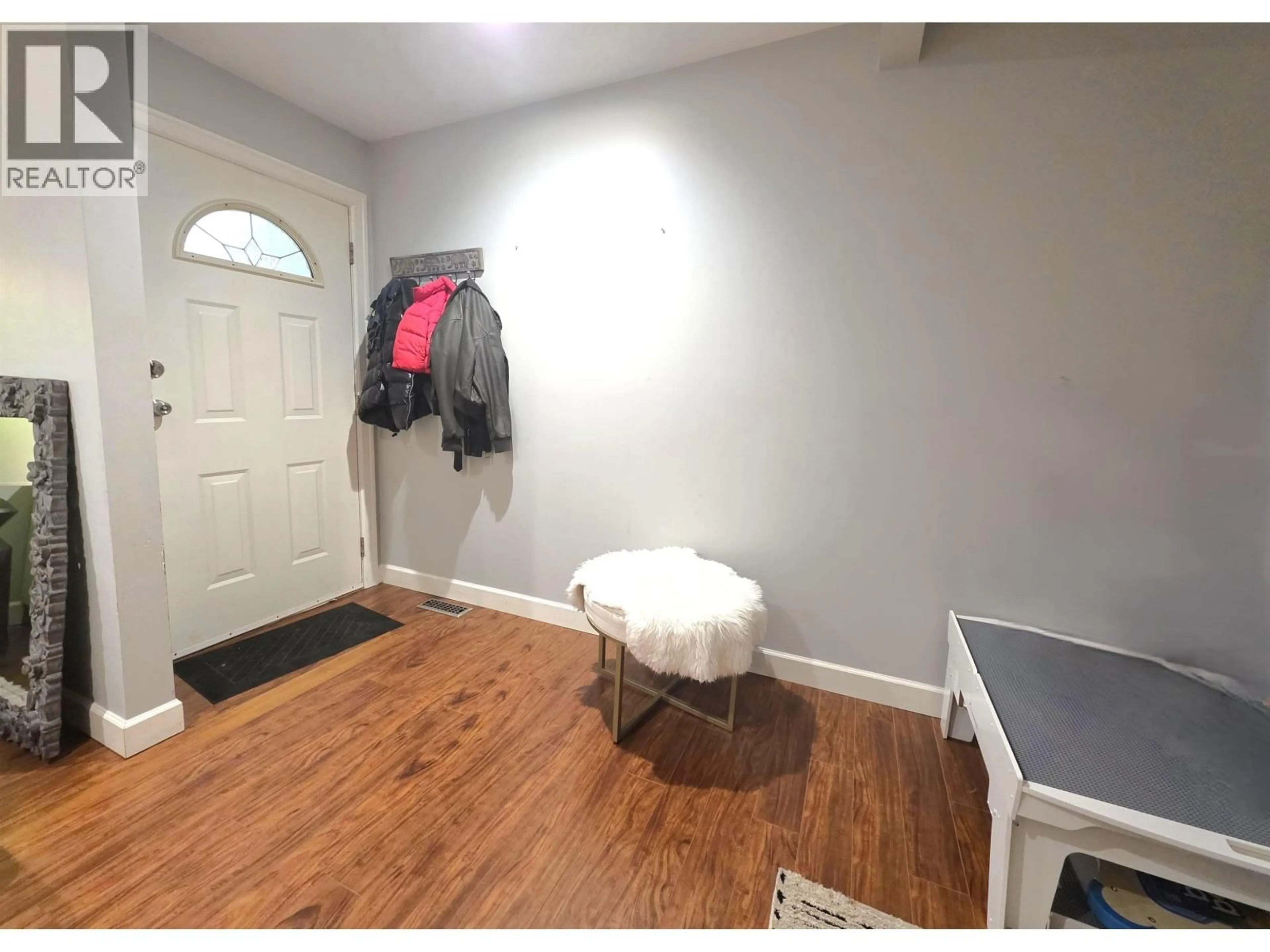 Indoor entryway for 22808 125B AVENUE, Maple Ridge British Columbia V2X0P8