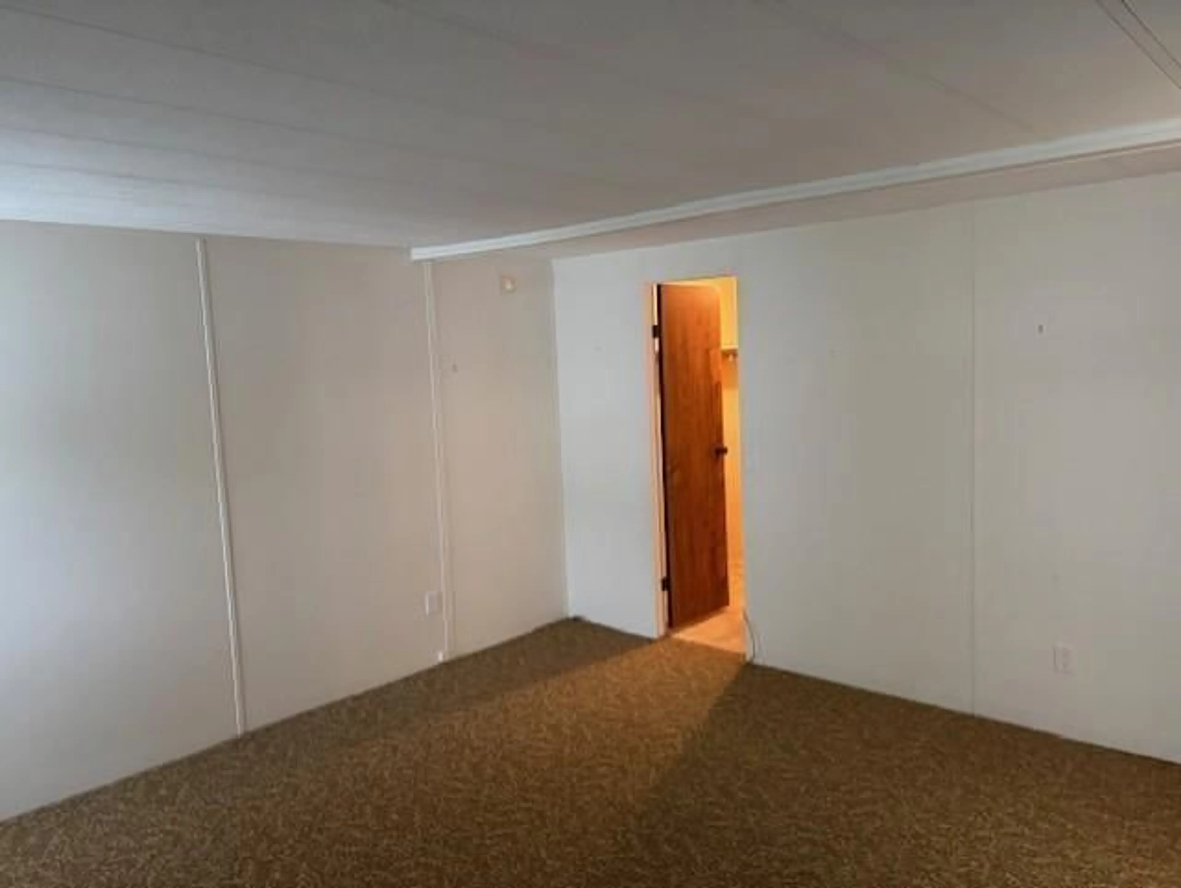 A pic of a room for 11 - 13507 81 AVENUE, Surrey British Columbia V3W3C6