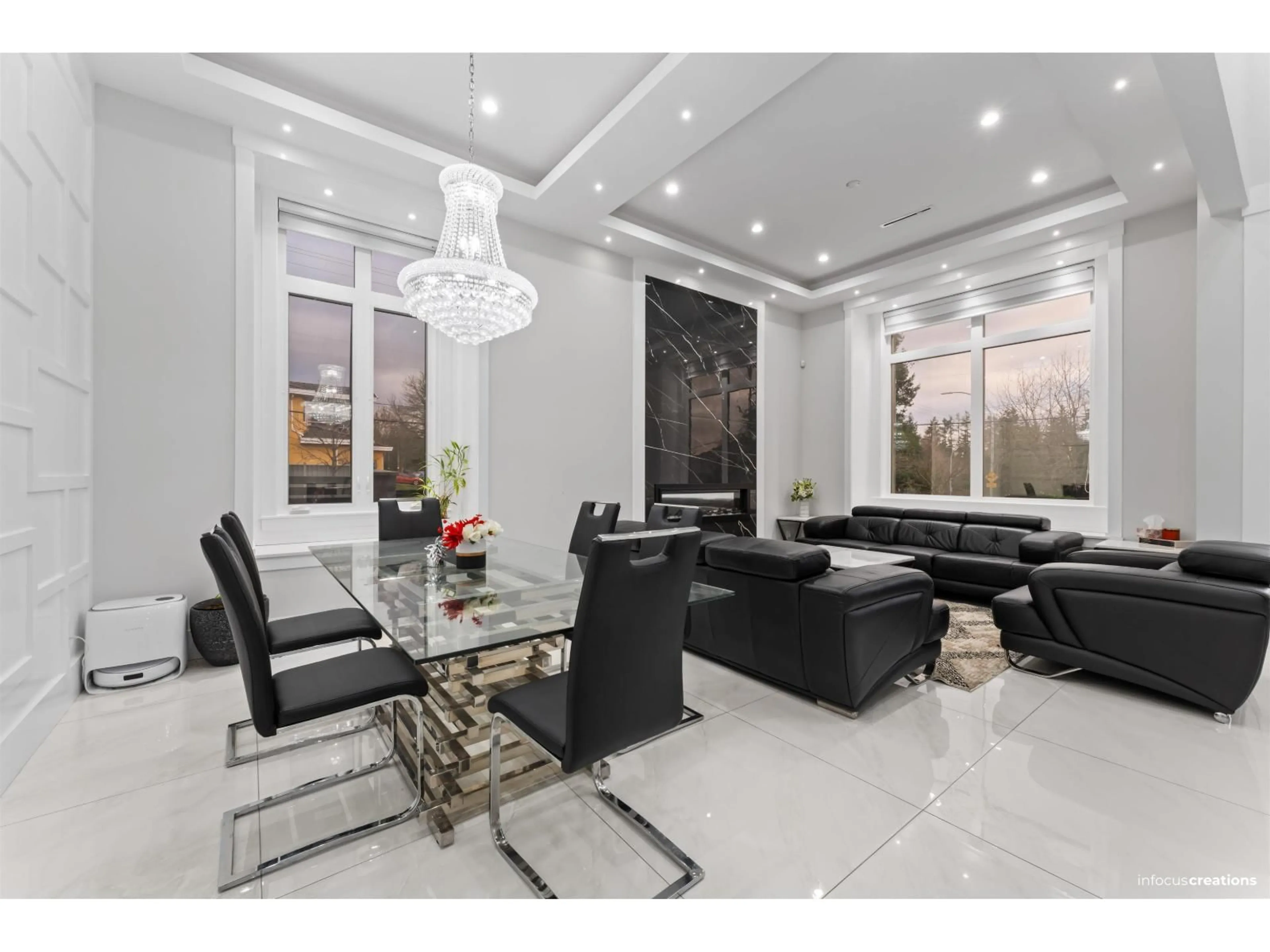 Living room with furniture, ceramic/tile floor for 15595 80 AVENUE, Surrey British Columbia V3S2J2