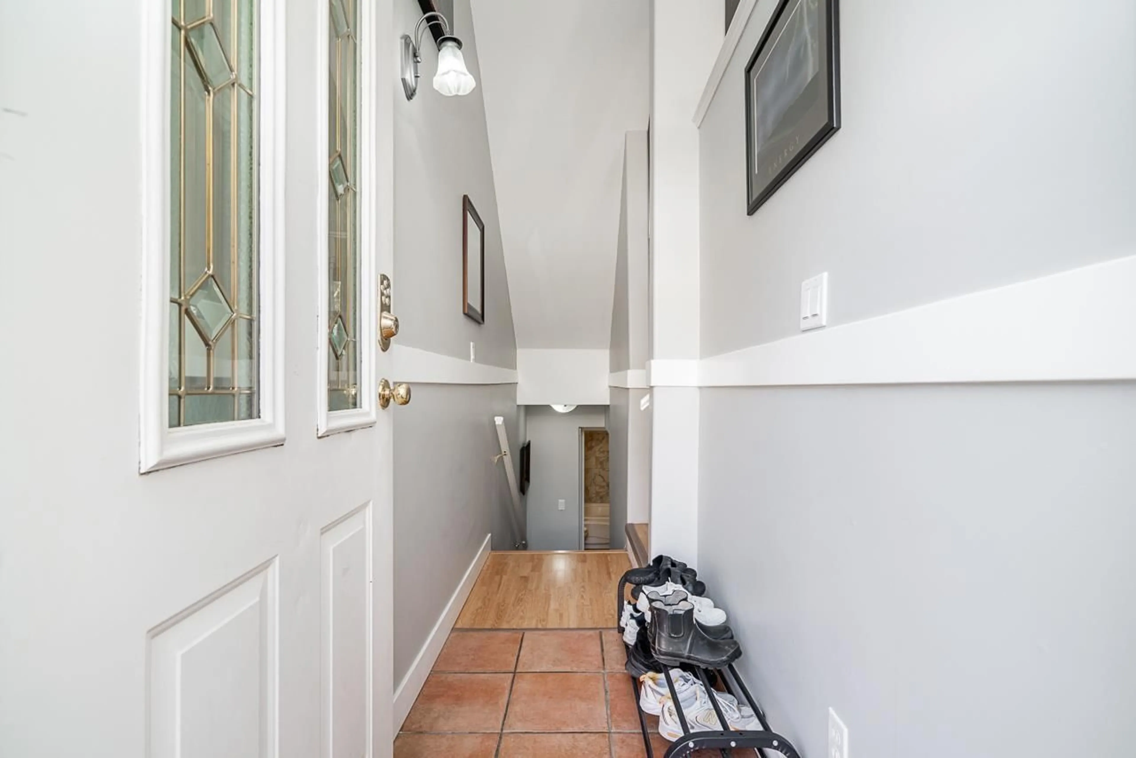 Indoor entryway for 36 - 9470 HAZEL STREET, Chilliwack British Columbia V2P5N1