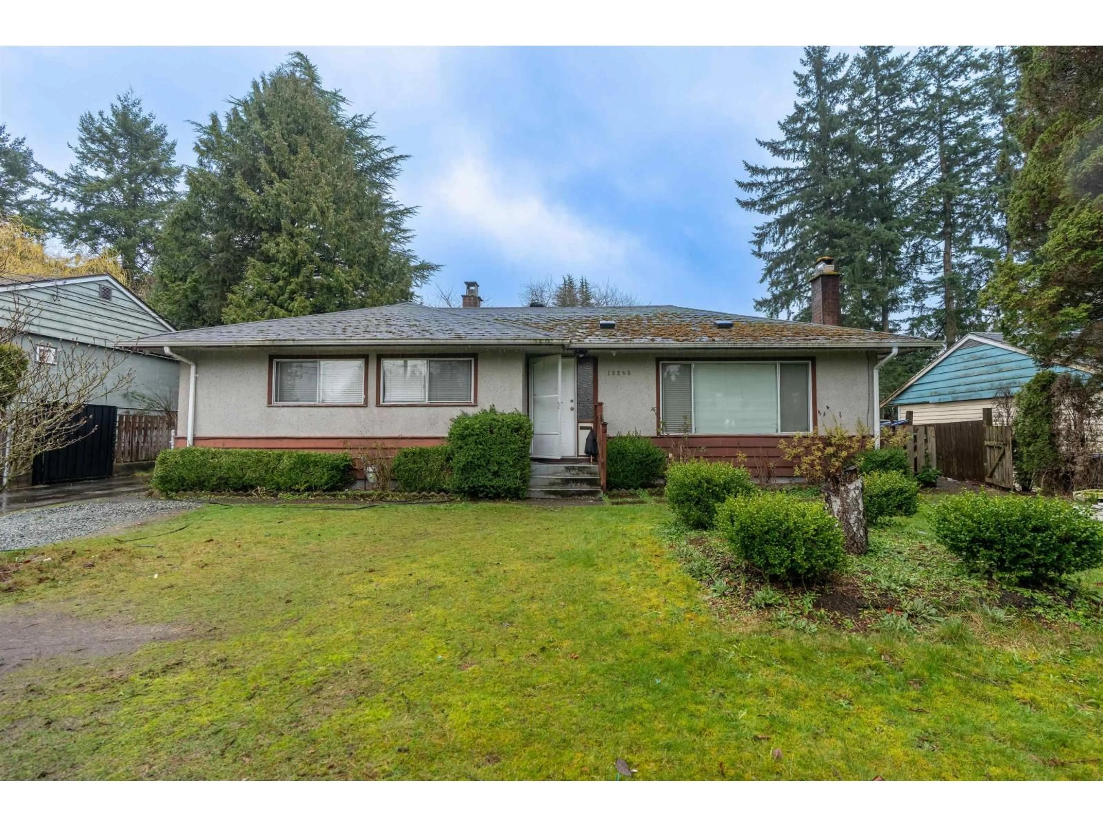 A pic from outside/outdoor area/front of a property/back of a property/a pic from drone, street for 10246 125A STREET, Surrey British Columbia V3V4Z5