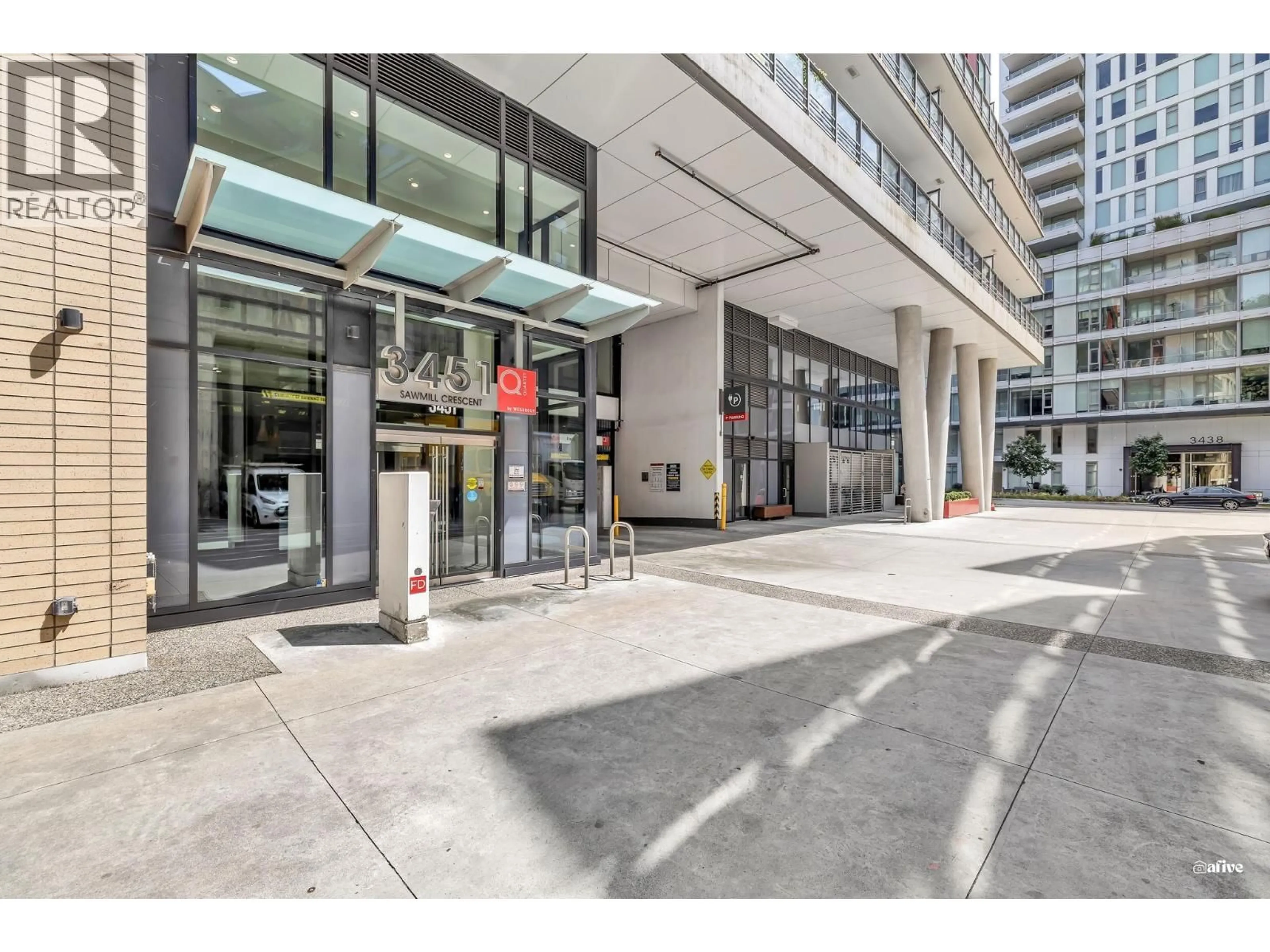 Indoor foyer for 614 - 3451 SAWMILL CRESCENT, Vancouver British Columbia V5S0H1