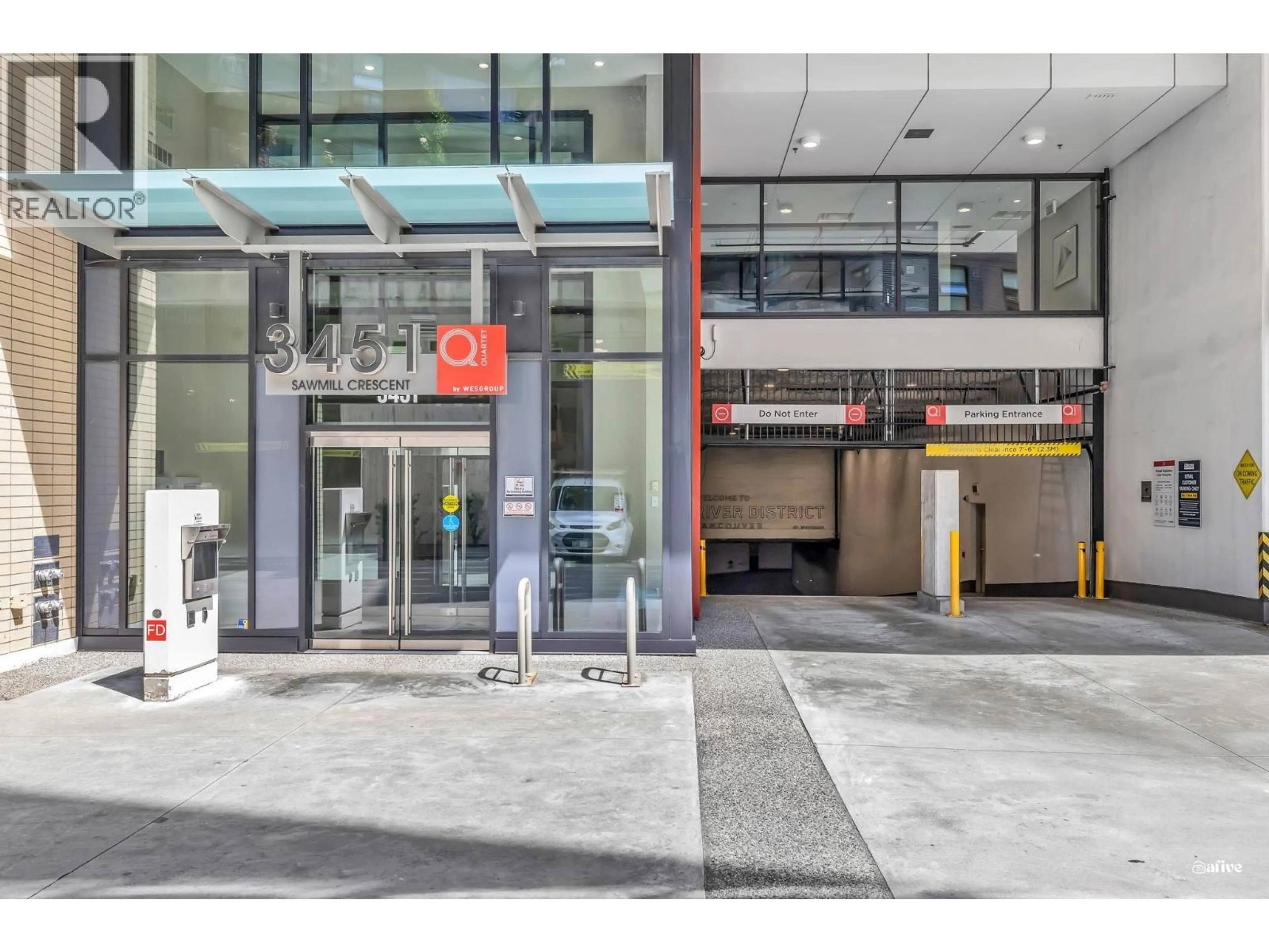 Indoor foyer for 614 - 3451 SAWMILL CRESCENT, Vancouver British Columbia V5S0H1