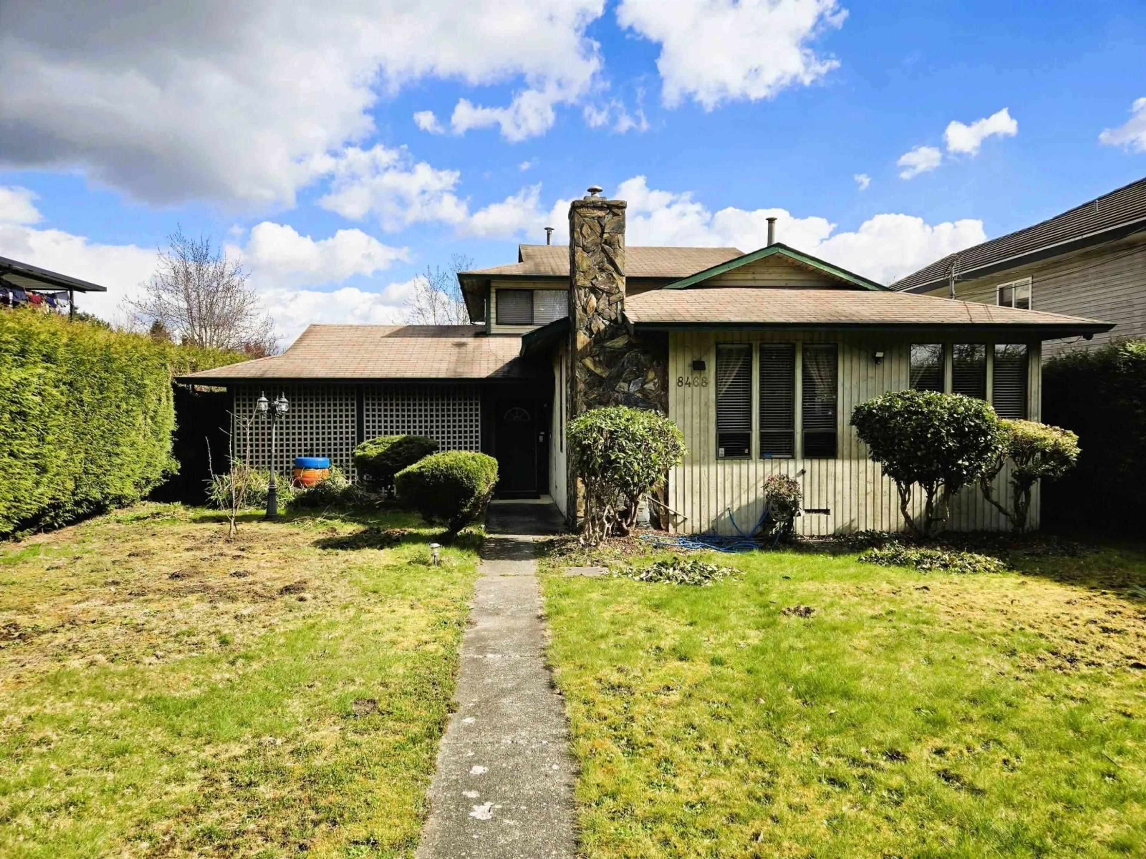 Unknown for 8468 144TH STREET, Surrey British Columbia V3W5T7