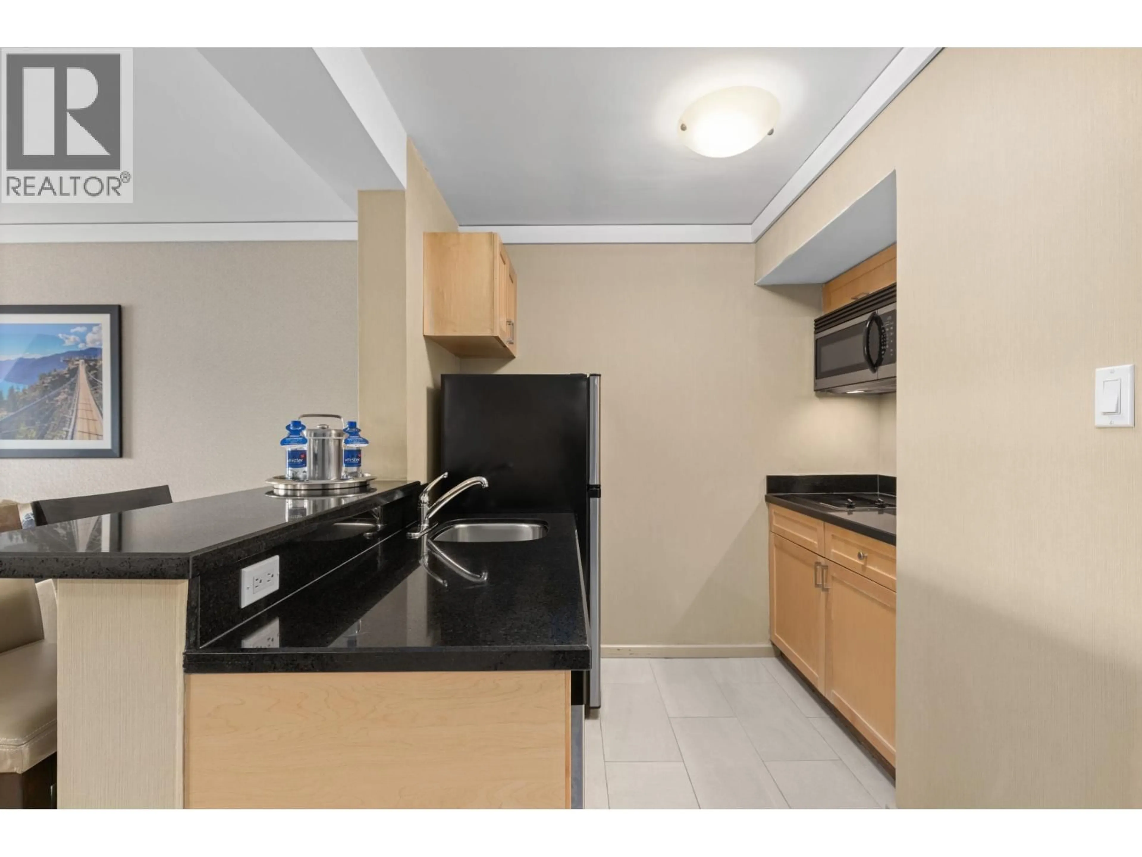 Standard kitchen, unknown for 613 - 4050 WHISTLER WAY, Whistler British Columbia V8E1H9