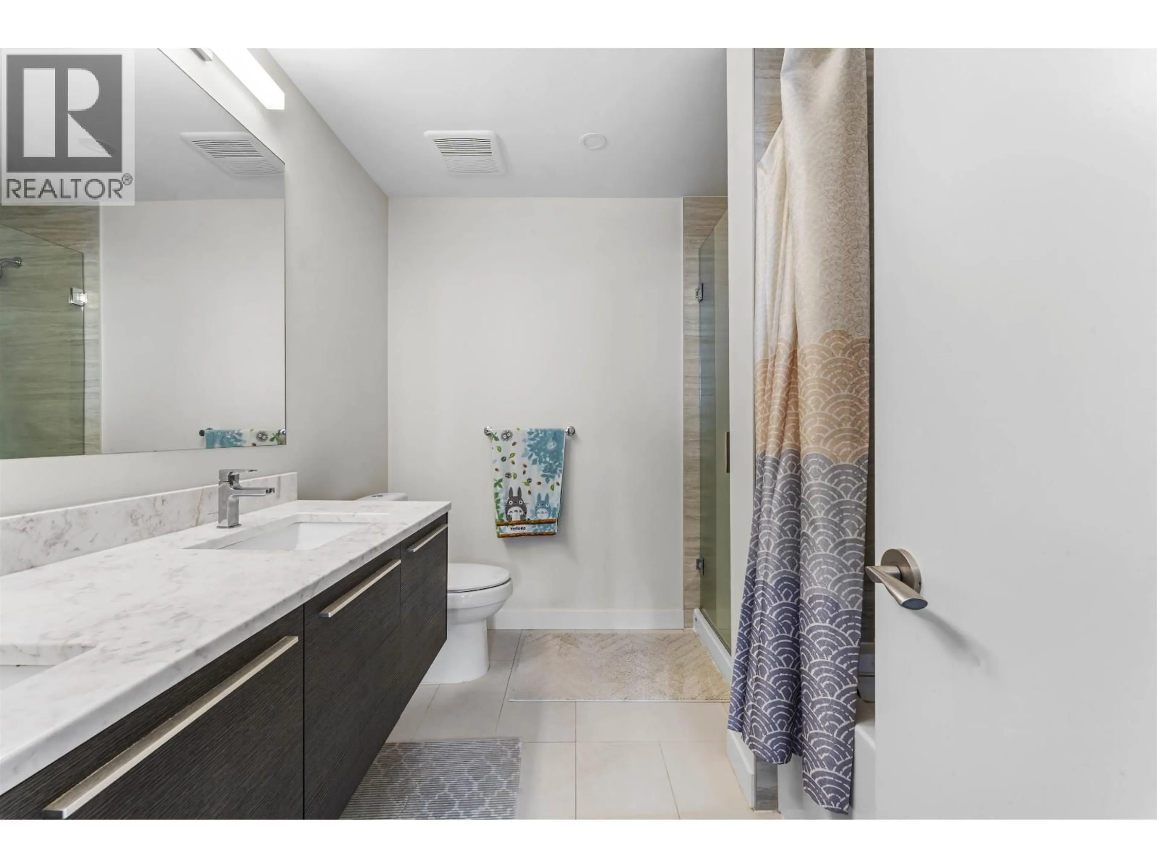 Standard bathroom, ceramic/tile floor for 1805 - 6288 CASSIE AVENUE, Burnaby British Columbia V5H0H7