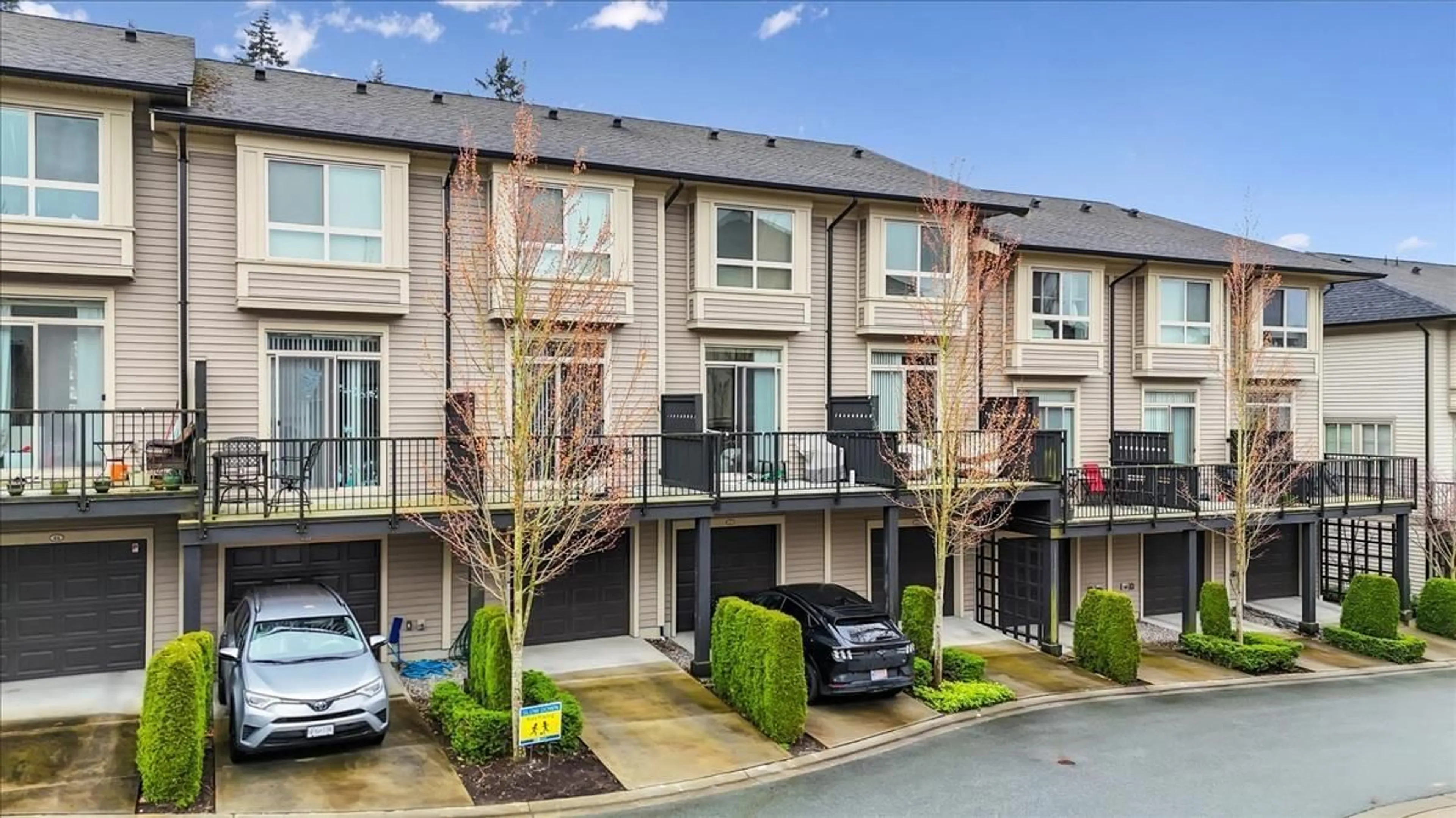 A pic from outside/outdoor area/front of a property/back of a property/a pic from drone, street for 43 - 16260 23A AVENUE, Surrey British Columbia V3Z0P7