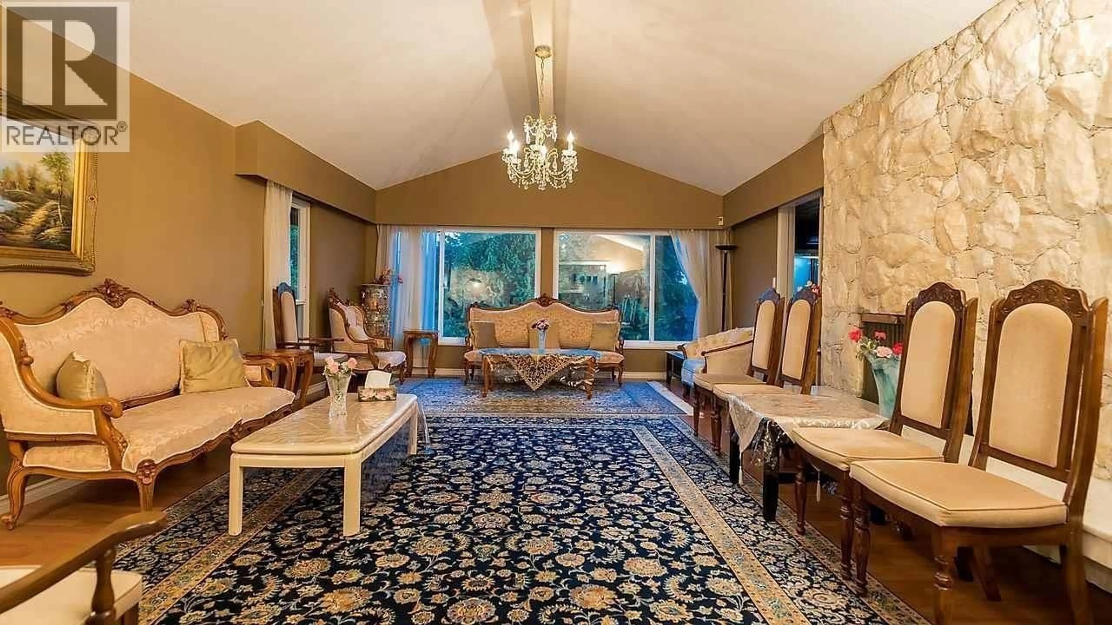 Living room with furniture, carpet floor for 1181 CHARTWELL DRIVE, West Vancouver British Columbia V7S2R1