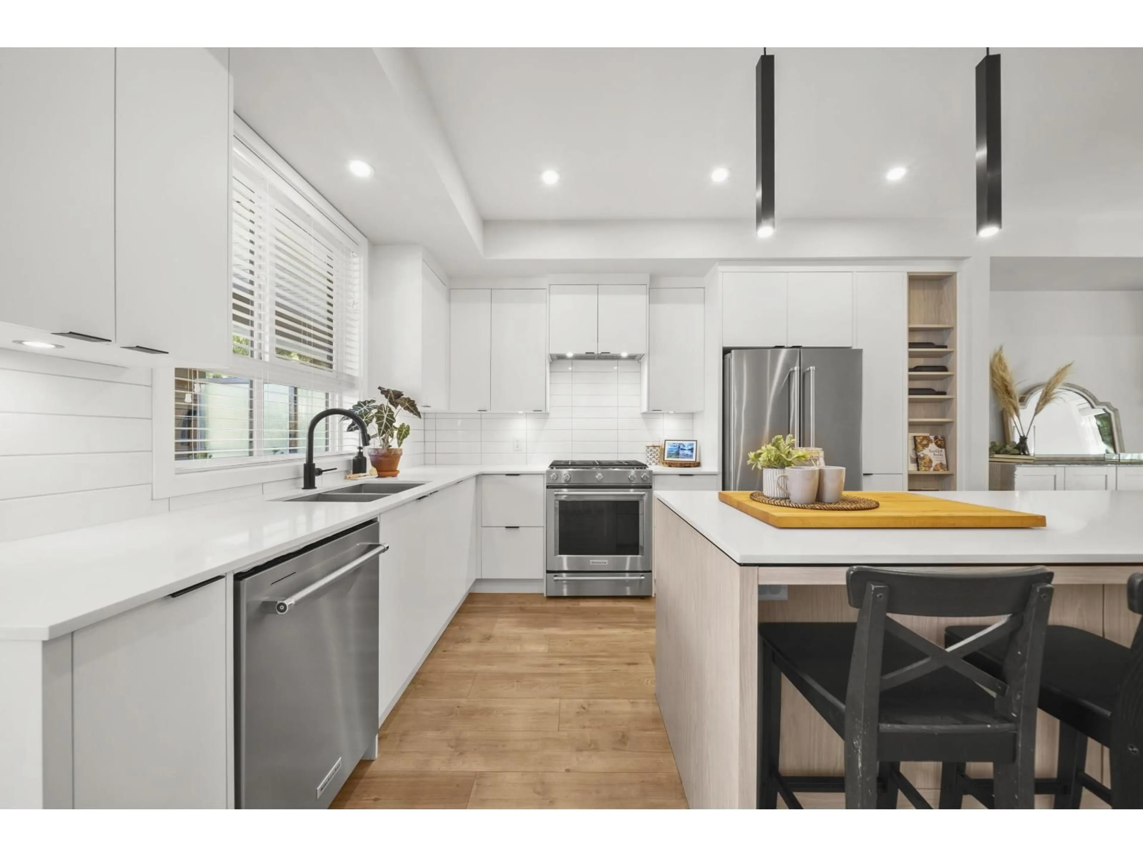 Contemporary kitchen, unknown for 26 - 45500 CAMPUS DRIVE, Chilliwack British Columbia V2R6E9