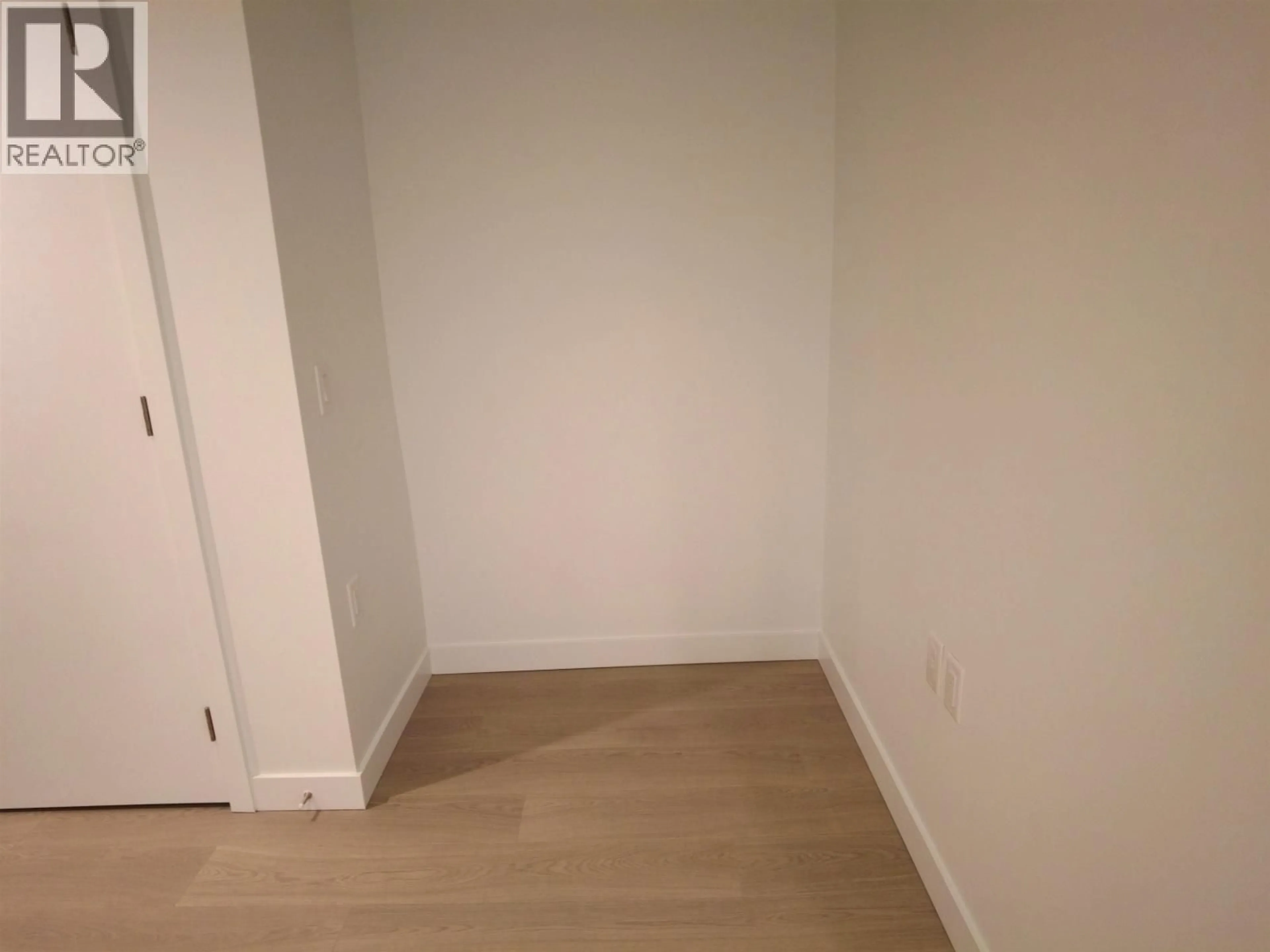 A pic of a room for 307 - 6537 TELFORD AVENUE, Burnaby British Columbia V5H0K9