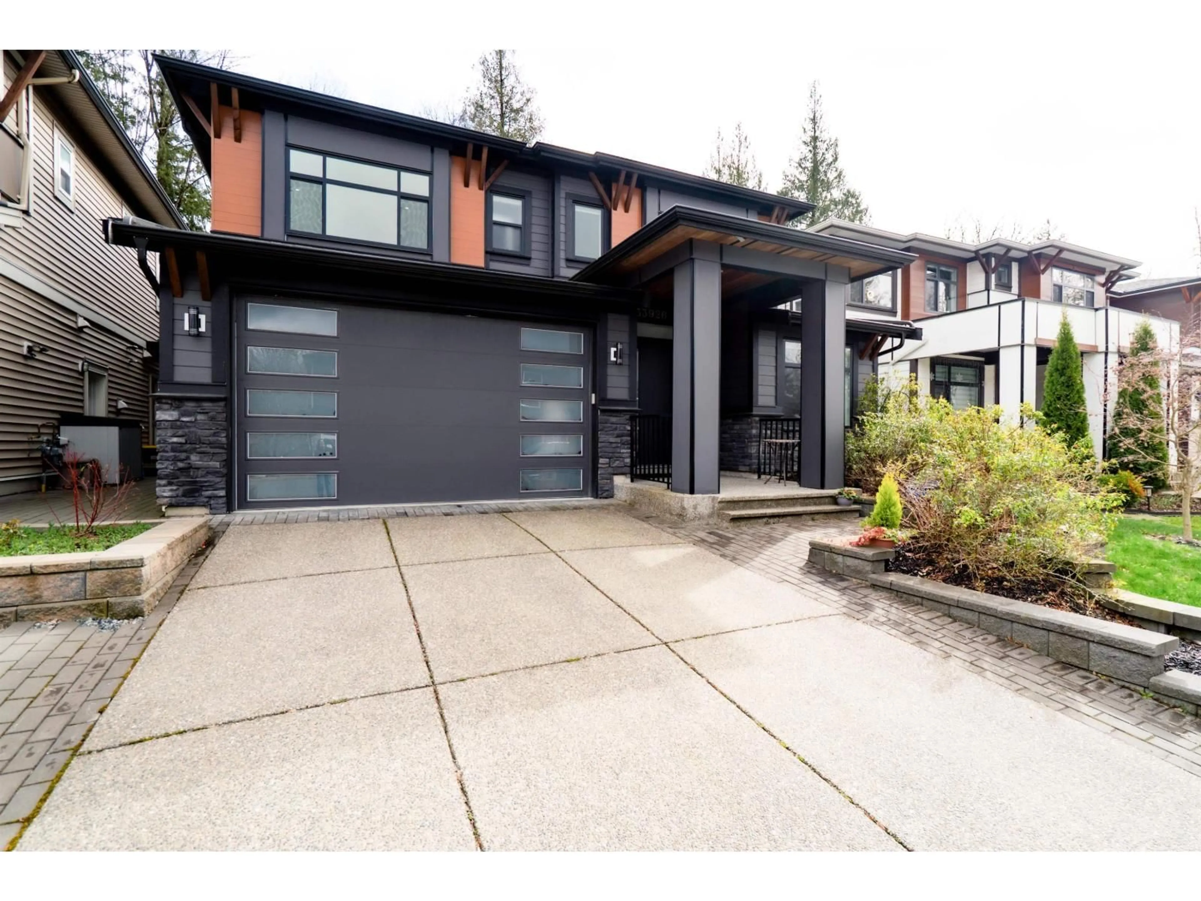 Home with brick exterior material, street for 33926 TOOLEY PLACE, Mission British Columbia V2V0G5