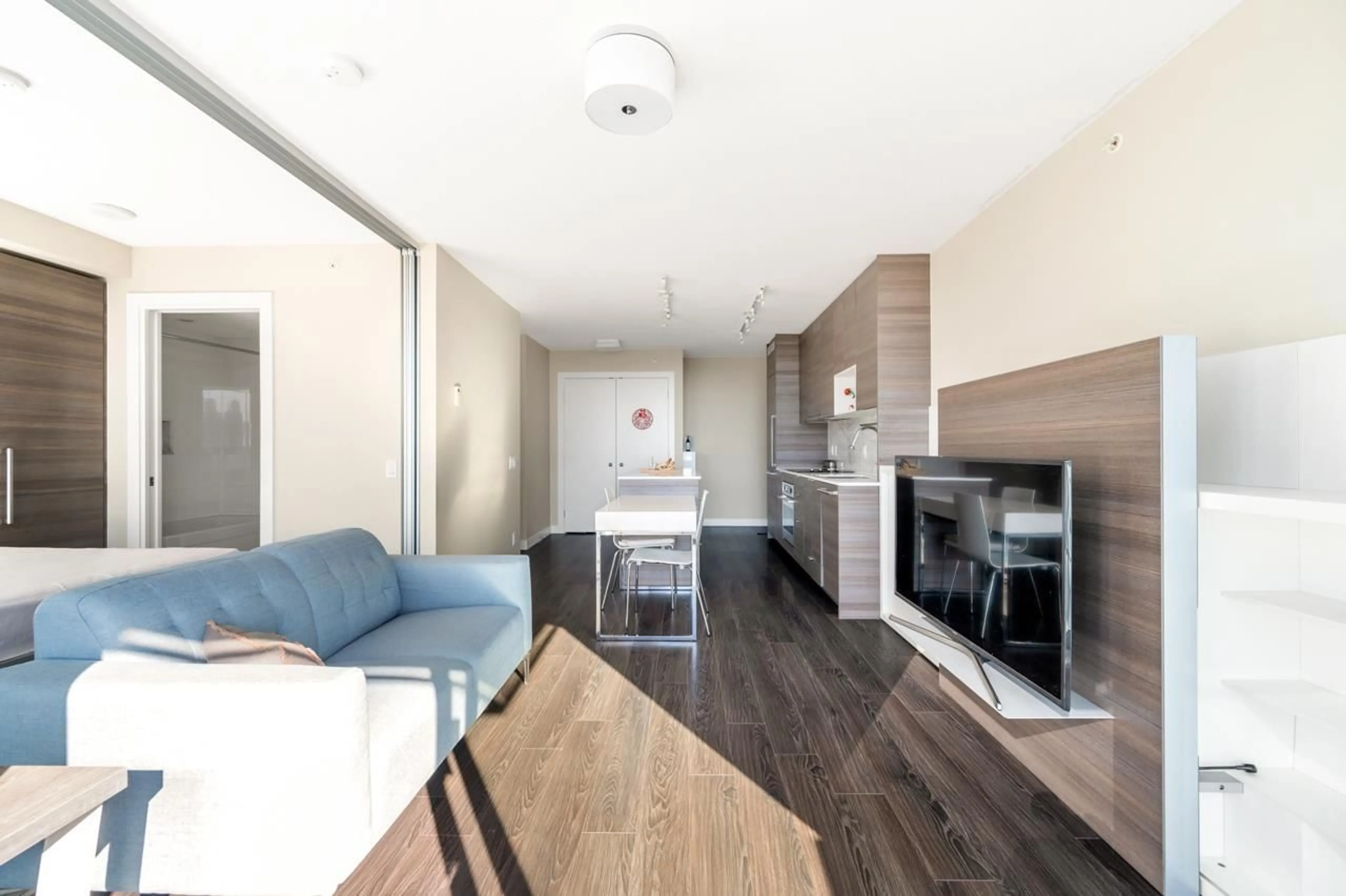 Unknown for 1712 - 13398 104 AVENUE, Surrey British Columbia V3T1V6