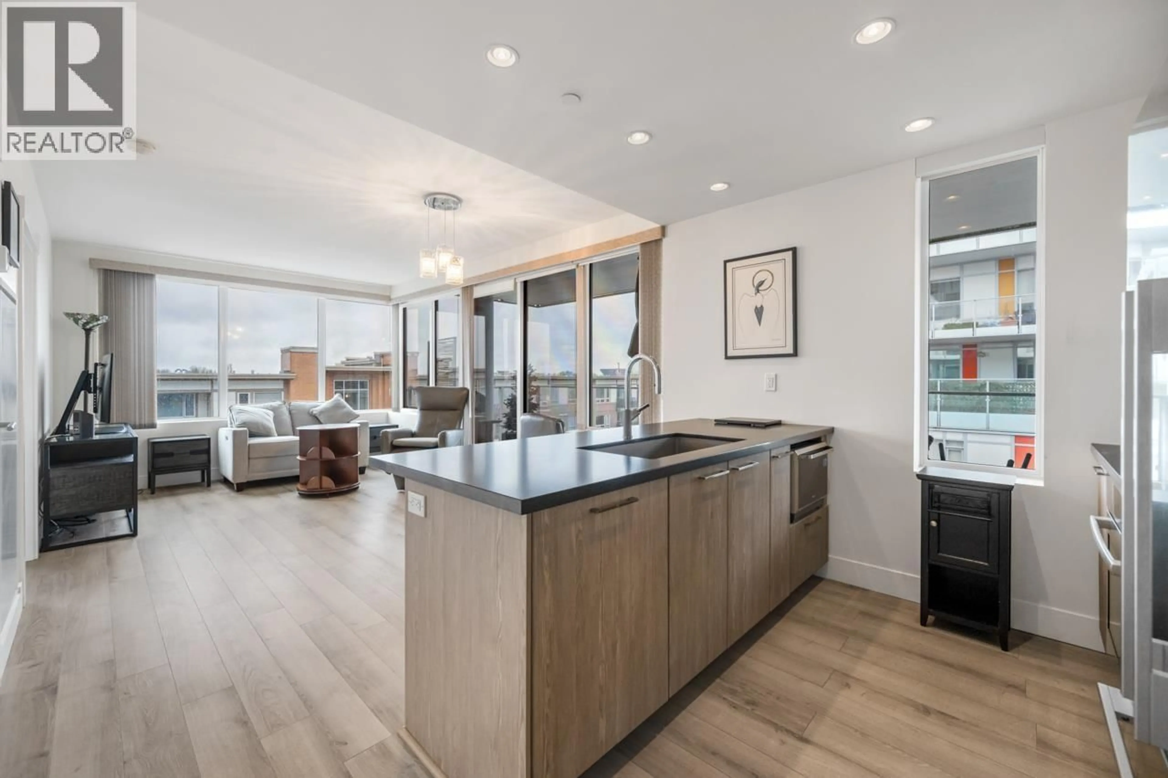 Open concept kitchen, unknown for 717 - 10788 NO. 5 ROAD, Richmond British Columbia V6W0B7